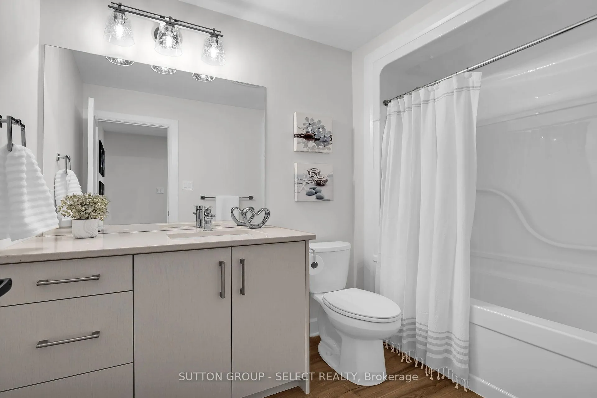 Photo 25 of Unit 203, 175 Doan Drive, Middlesex Centre, Rural Middlesex Centre — HOMEH