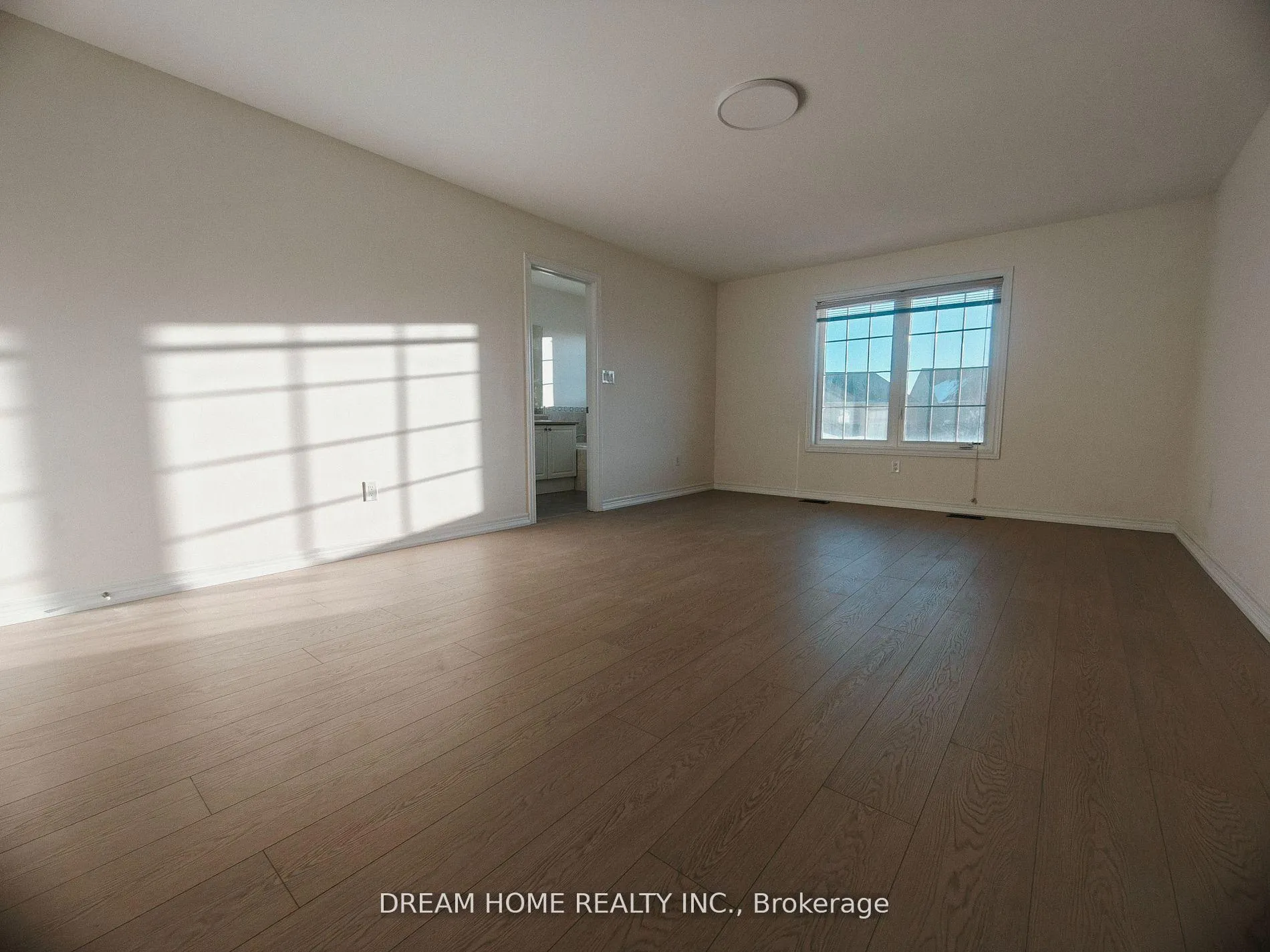 Photo 2 of 10587 Woodbine Avenue, Markham, Cathedraltown — HOMEH