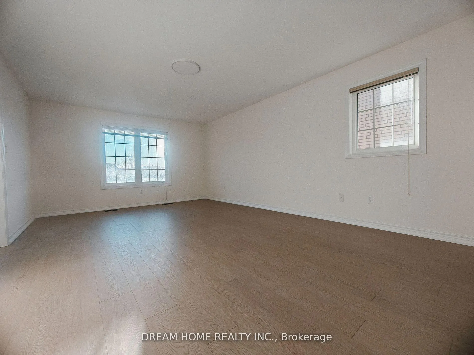Photo 3 of 10587 Woodbine Avenue, Markham, Cathedraltown — HOMEH