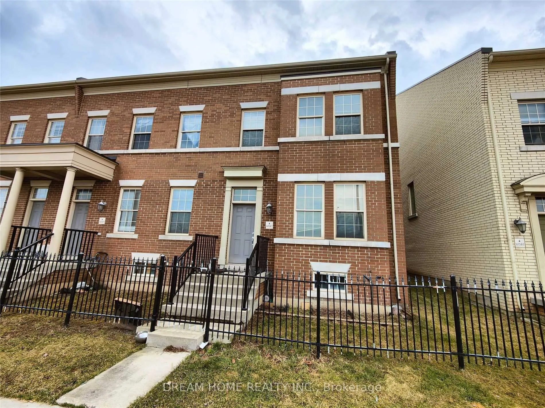 Photo 1 of 10587 Woodbine Avenue, Markham, Cathedraltown — HOMEH