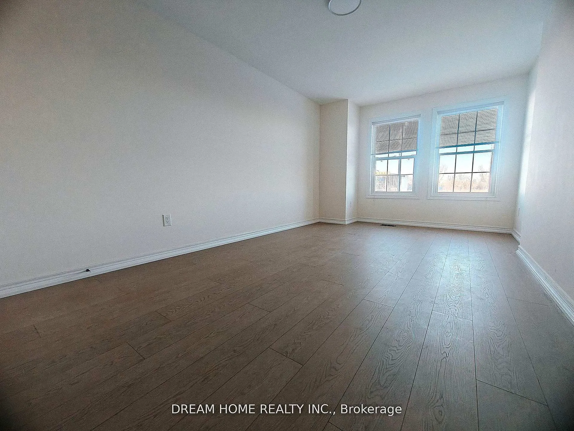 Photo 24 of 10587 Woodbine Avenue, Markham, Cathedraltown — HOMEH