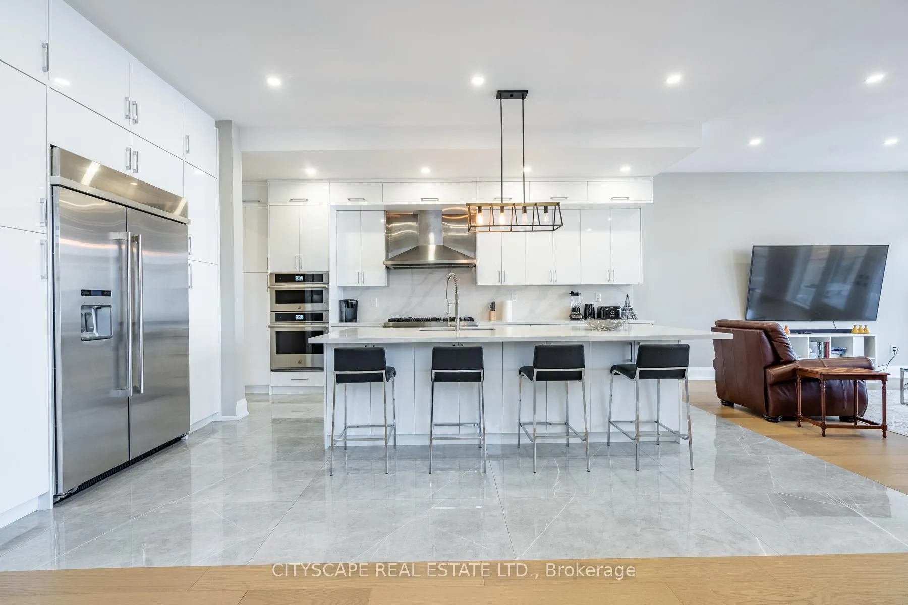 Photo 16 of 6 Campview Road, Hamilton, Stoney Creek — HOMEH