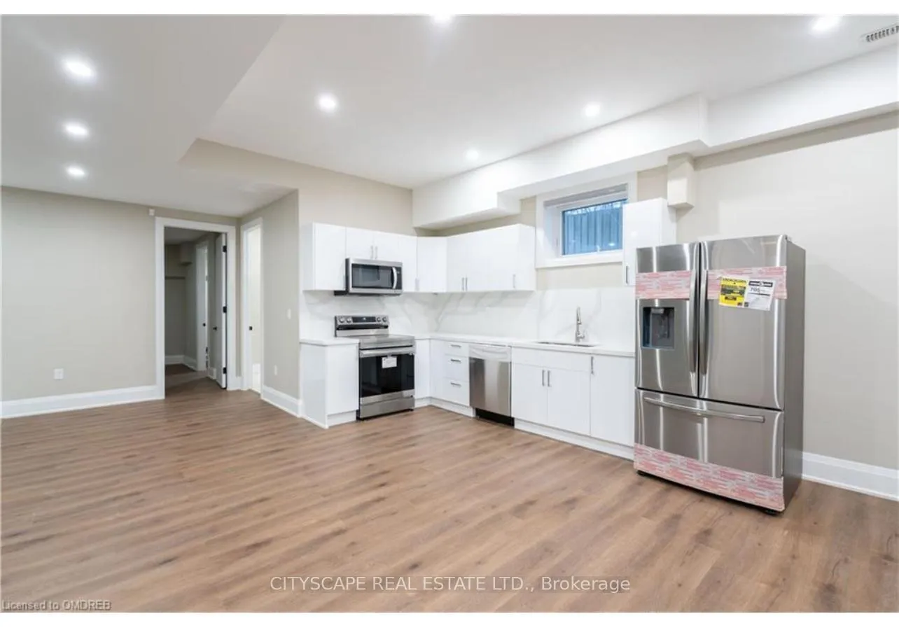 Photo 36 of 6 Campview Road, Hamilton, Stoney Creek — HOMEH