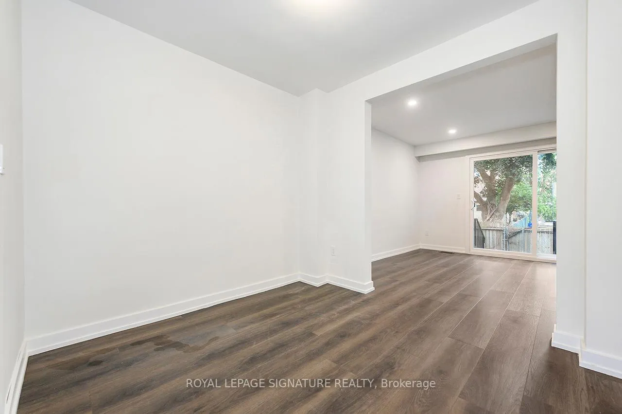 Photo 9 of 28 Woodman Drive N, Hamilton, Kentley — HOMEH