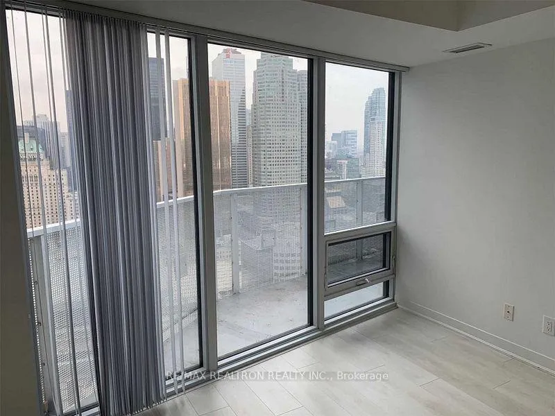 Photo 12 of Unit 3703, 88 Harbour Street, Toronto, Waterfront Communities — HOMEH