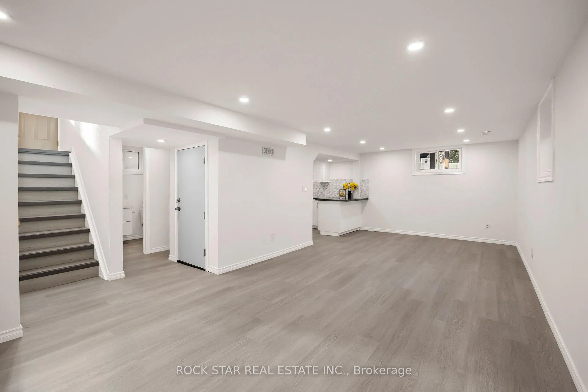 Photo 2 of Unit LOWER, 60 Champlain Avenue, Hamilton, Greenford — HOMEH