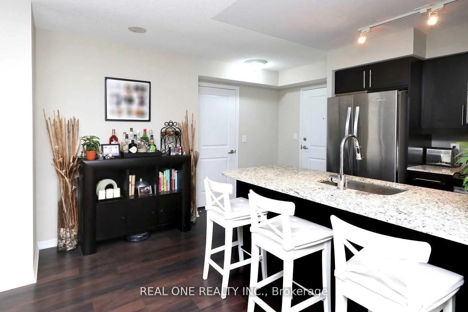 Photo 3 of Unit 1212, 35 Bastion Street, Toronto, Niagara — HOMEH