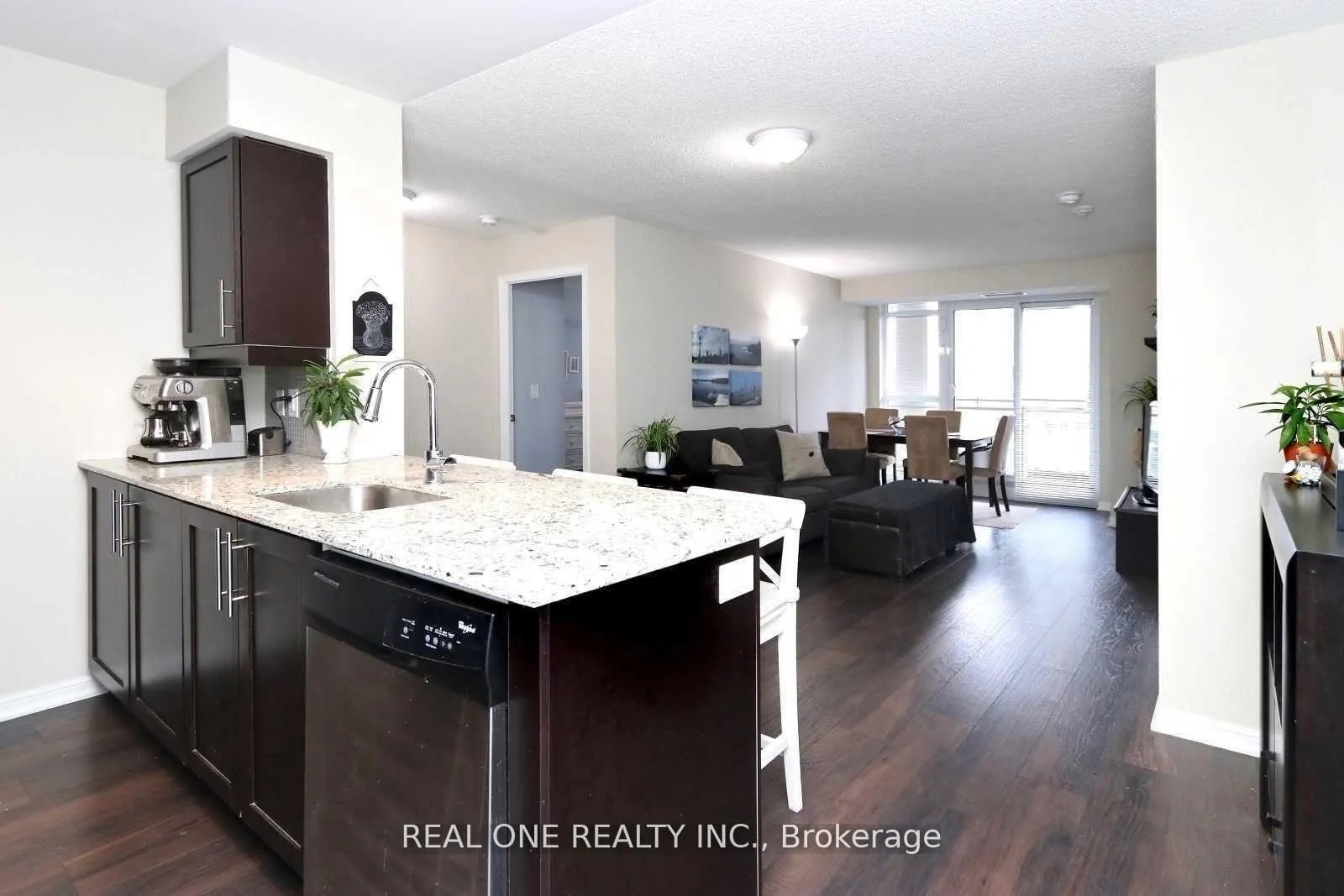 Photo 5 of Unit 1212, 35 Bastion Street, Toronto, Niagara — HOMEH