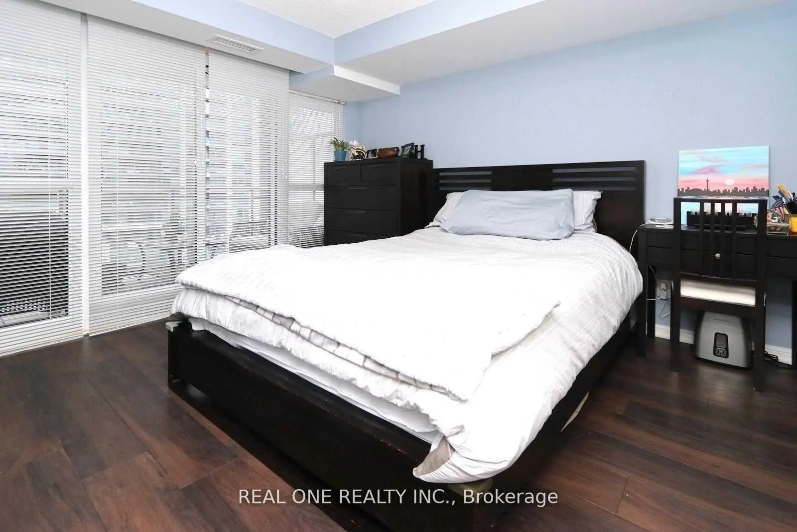 Photo 9 of Unit 1212, 35 Bastion Street, Toronto, Niagara — HOMEH