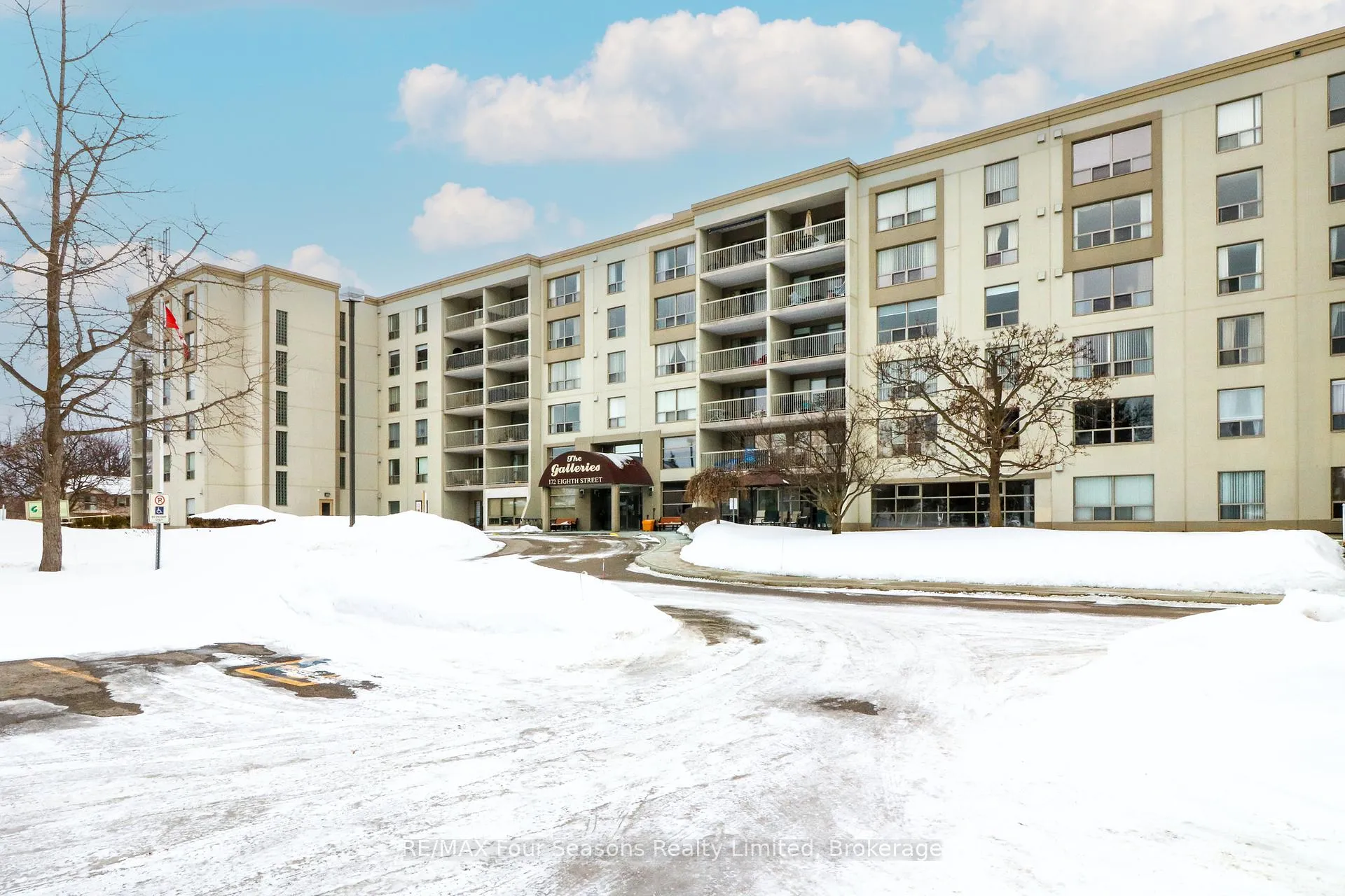 Photo 2 of Unit 409, 172 Eighth Street, Collingwood — HOMEH