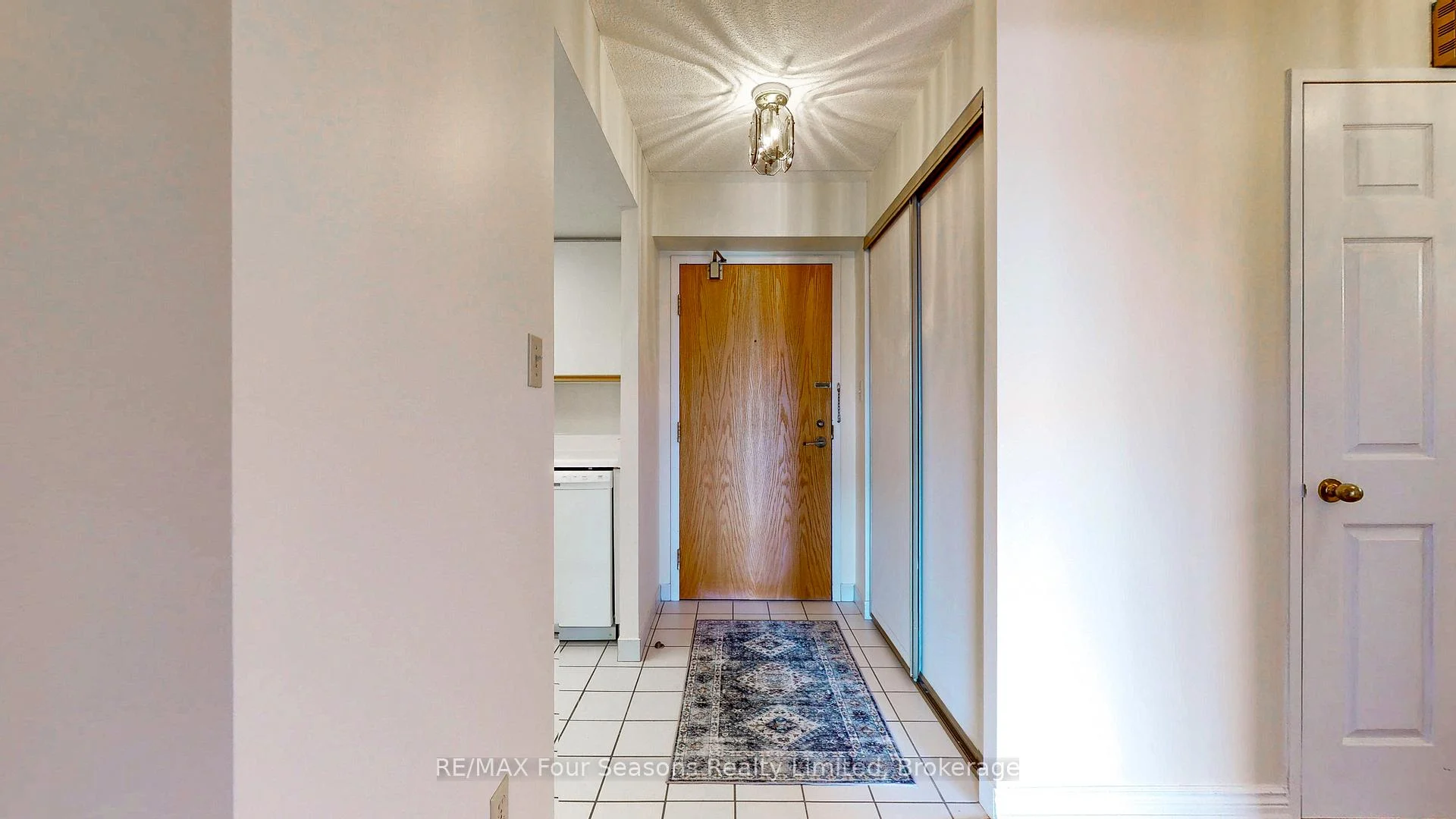 Photo 26 of Unit 409, 172 Eighth Street, Collingwood — HOMEH