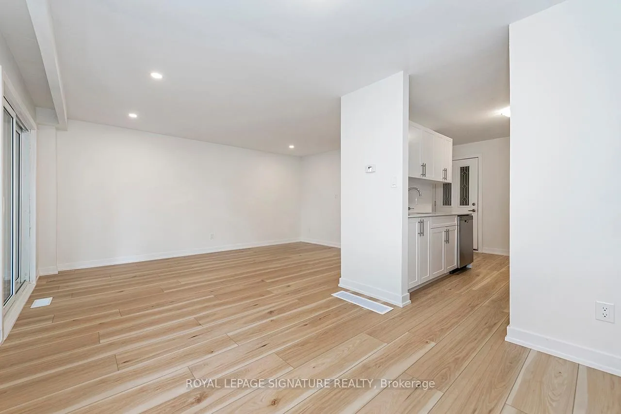 Photo 13 of Unit 1, 88 Tunbridge Crescent, Hamilton, Templemead — HOMEH