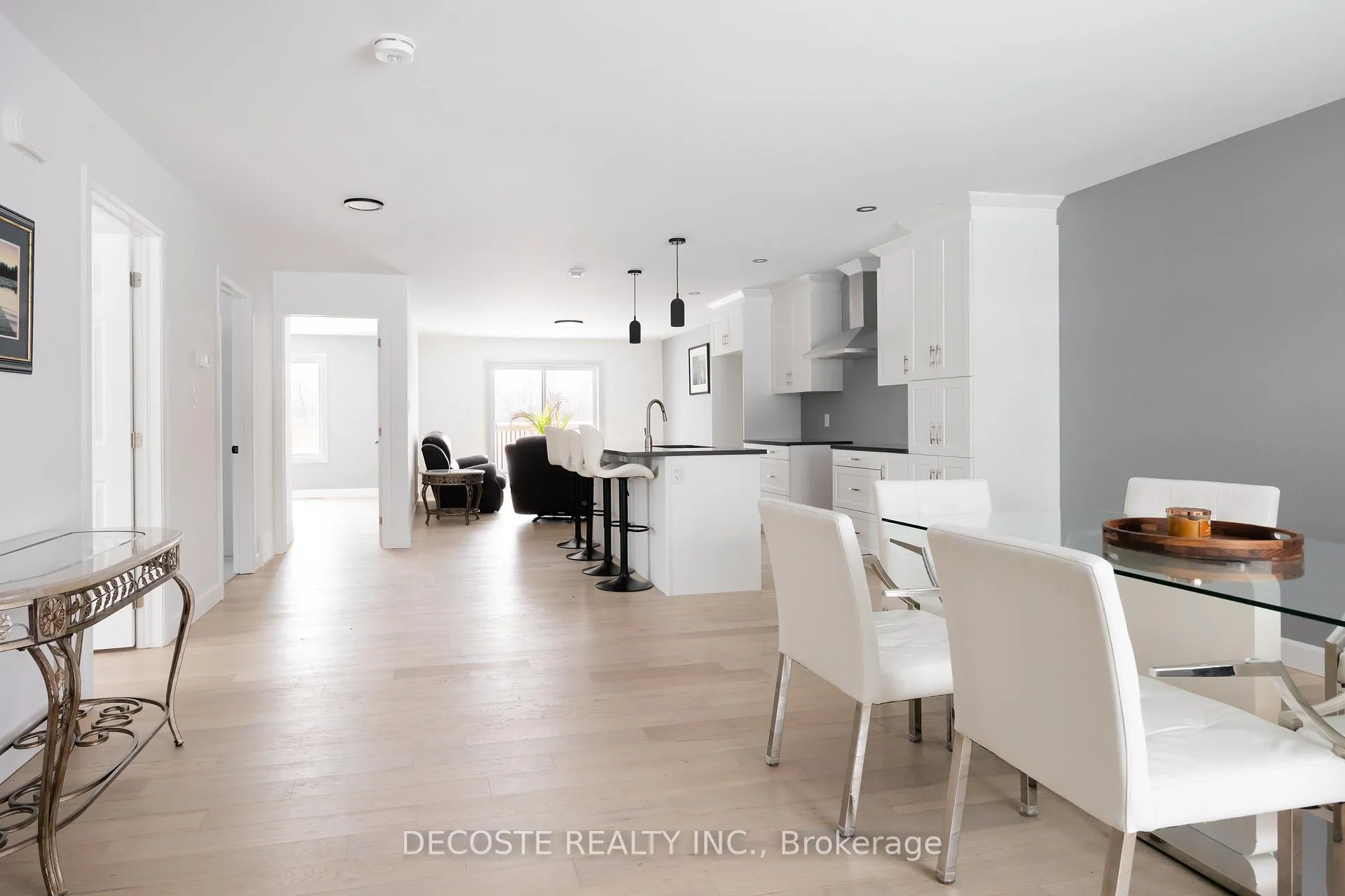 Photo 6 of 24 S Beech Street, South Glengarry, Lancaster — HOMEH