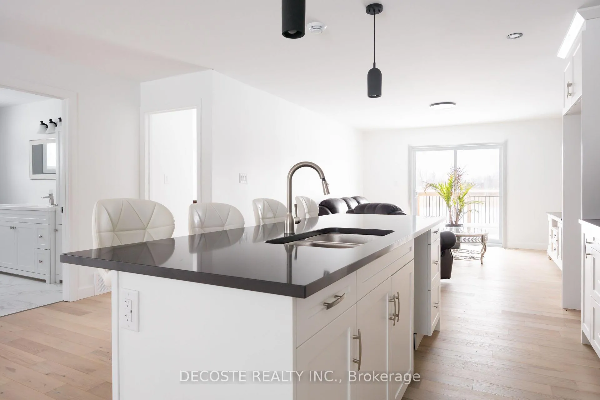 Photo 8 of 24 S Beech Street, South Glengarry, Lancaster — HOMEH