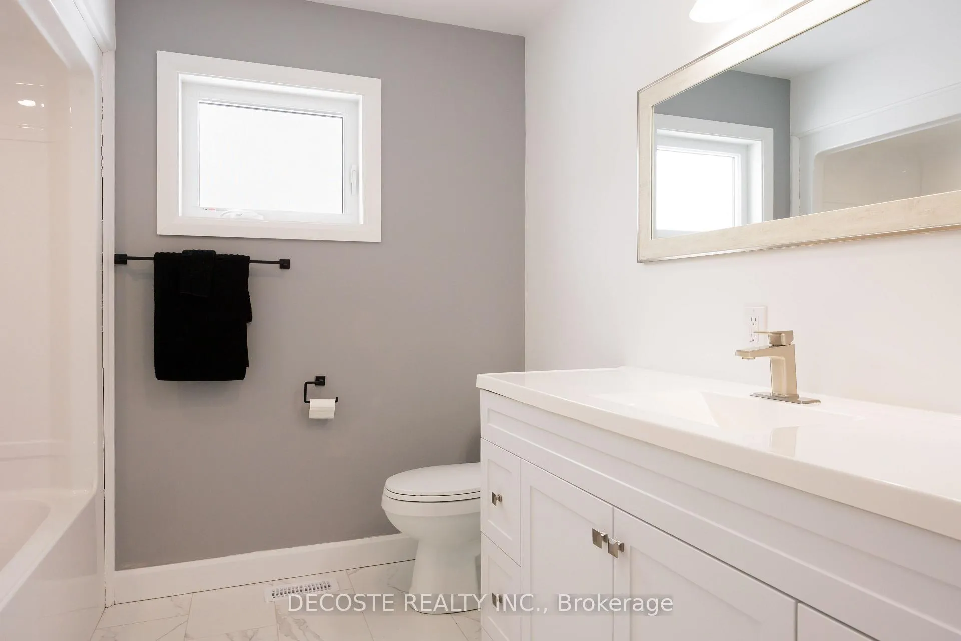 Photo 17 of 24 S Beech Street, South Glengarry, Lancaster — HOMEH