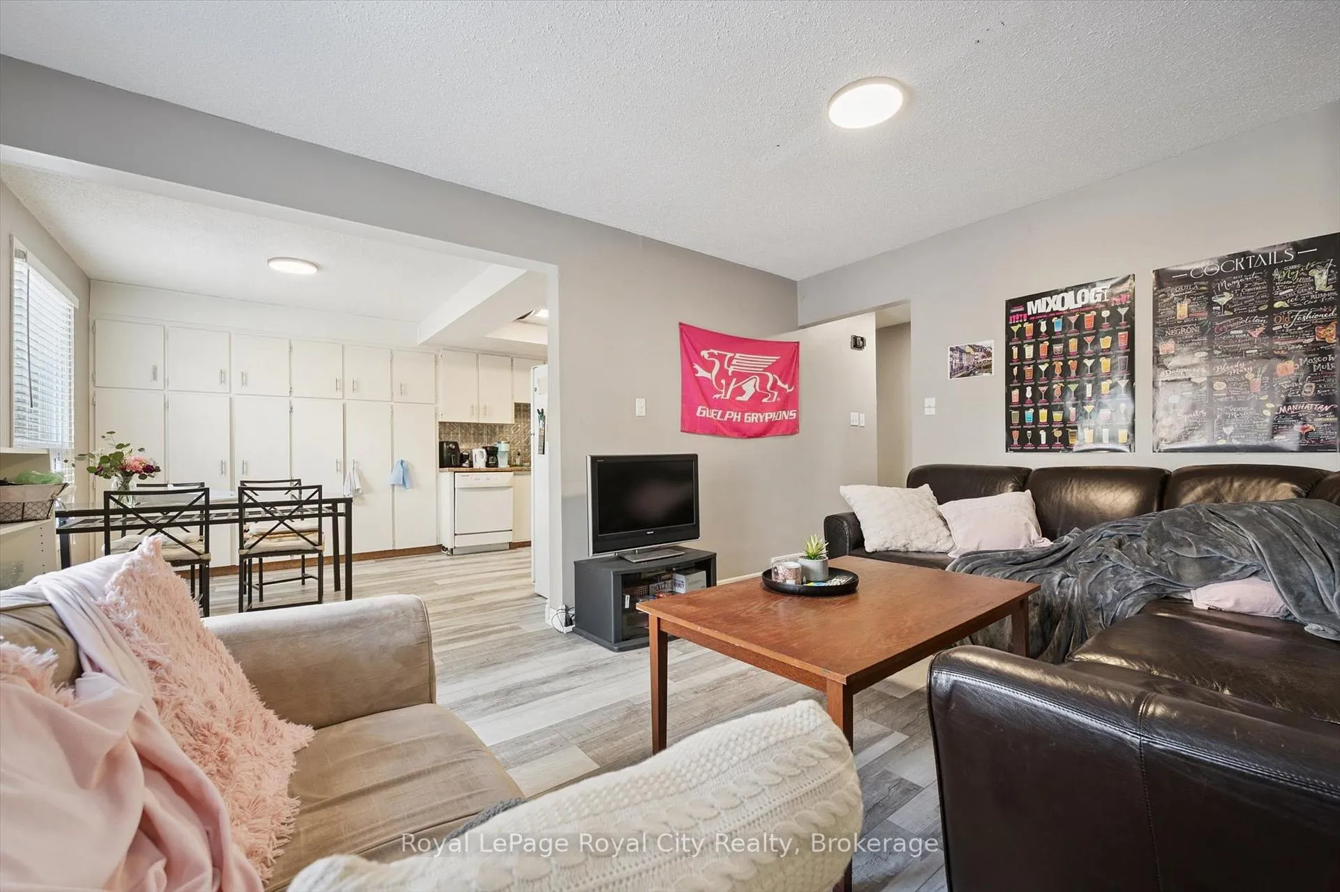 Photo 7 of Unit 31, 117 Janefield Avenue, Guelph, Dovercliffe Park/Old University — HOMEH