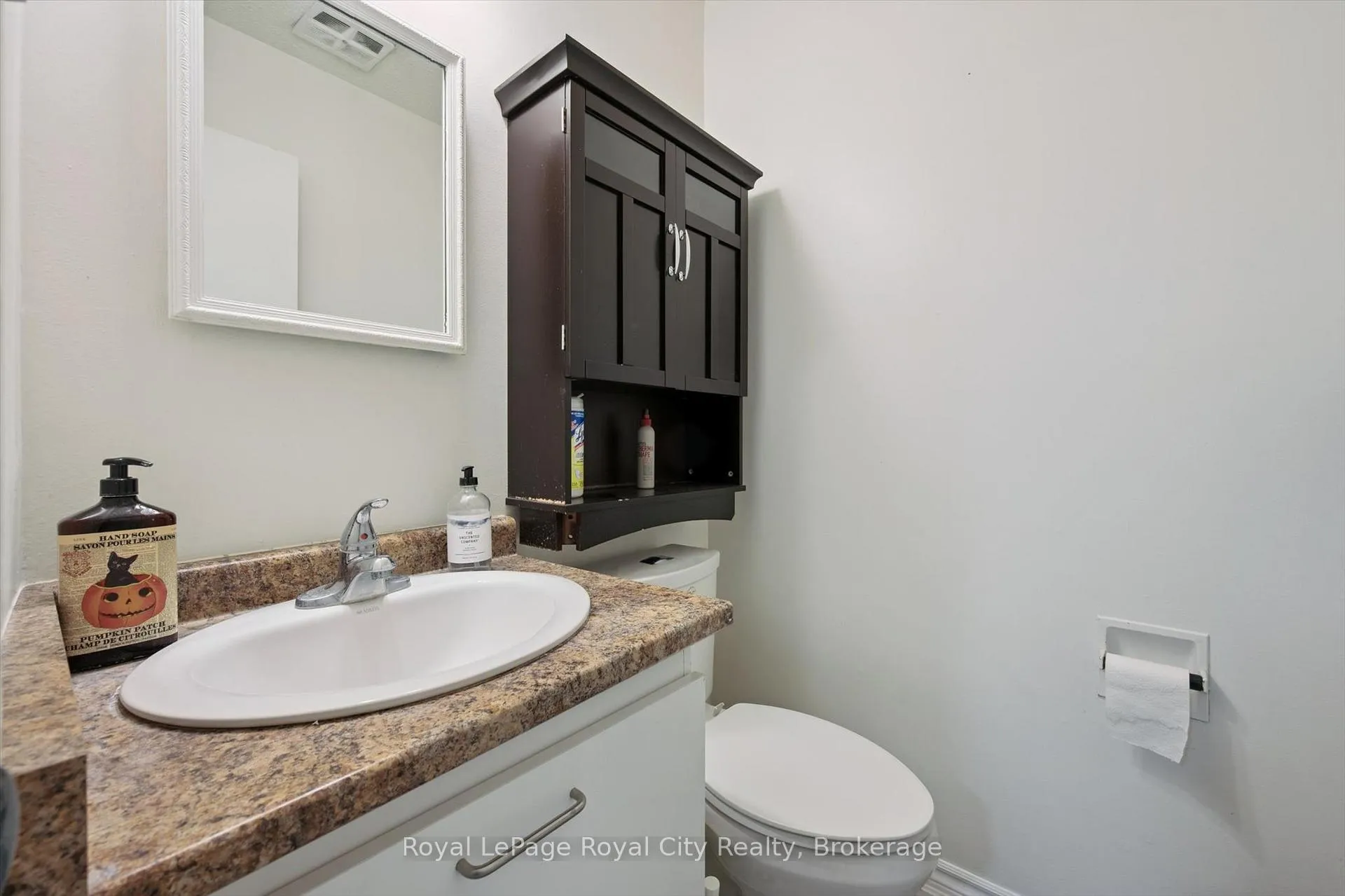 Photo 18 of Unit 31, 117 Janefield Avenue, Guelph, Dovercliffe Park/Old University — HOMEH