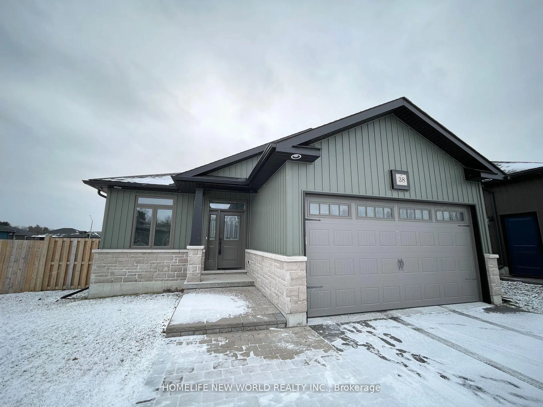 Photo 2 of 38 Schmidt Way, Quinte West, Murray Ward — HOMEH