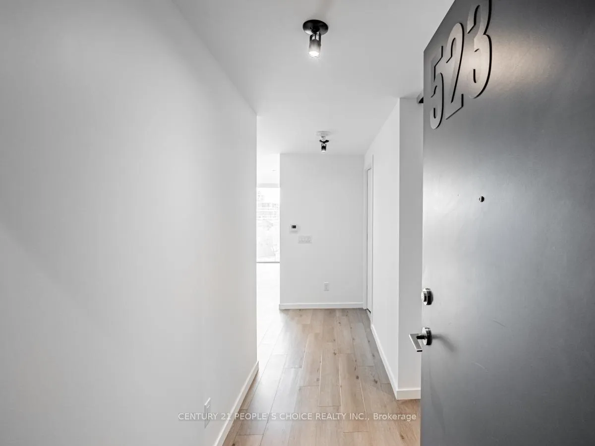 Photo 5 of Unit 523, 7 Smith Crescent, Etobicoke, Stonegate-Queensway — HOMEH