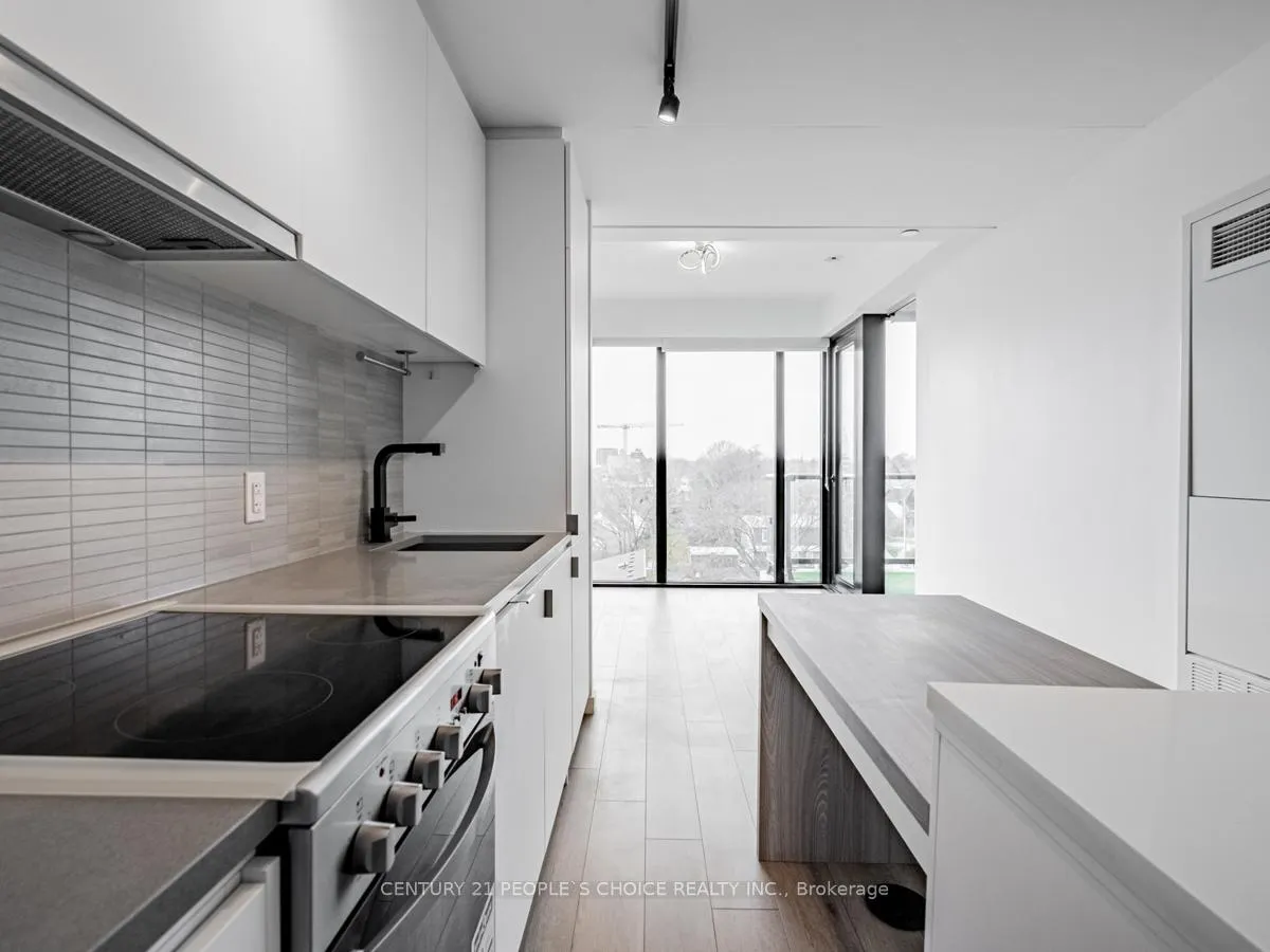 Photo 10 of Unit 523, 7 Smith Crescent, Etobicoke, Stonegate-Queensway — HOMEH