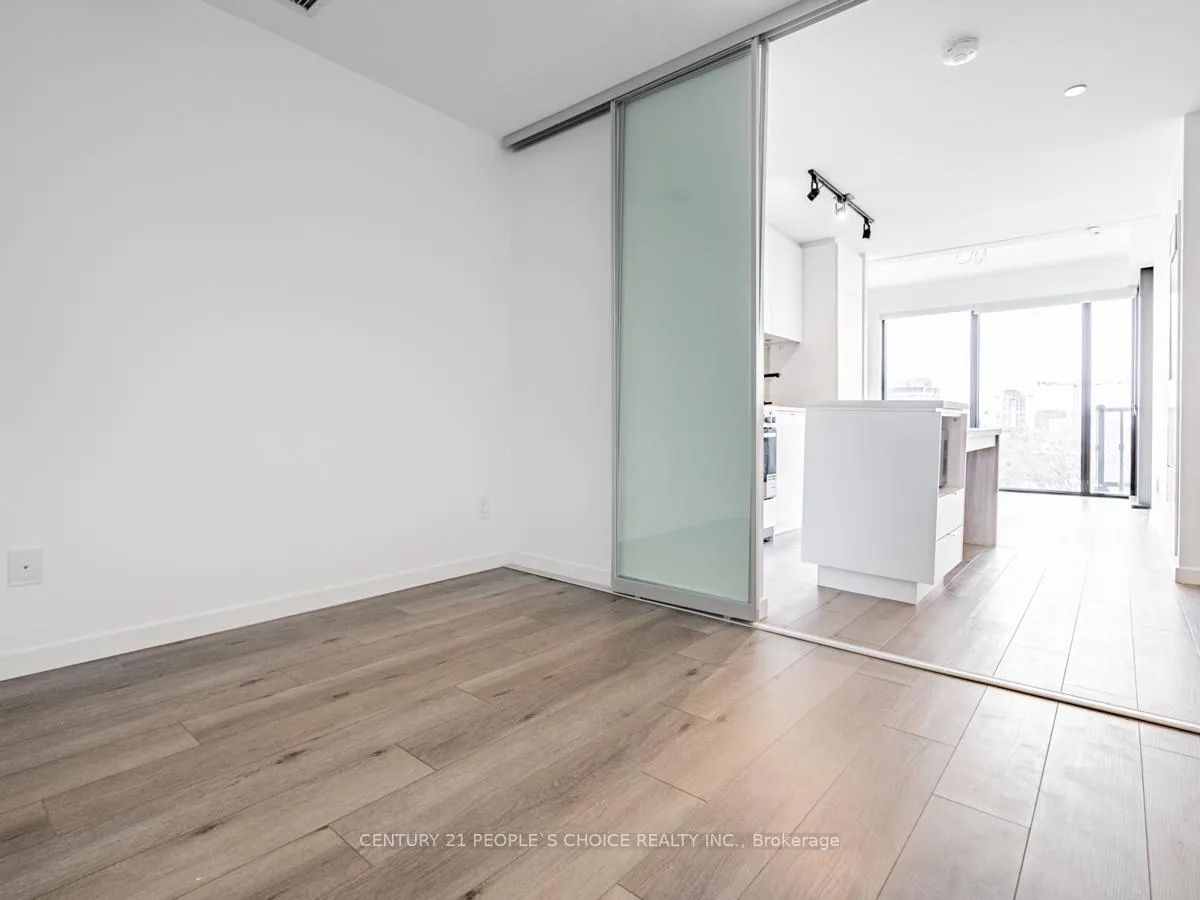 Photo 13 of Unit 523, 7 Smith Crescent, Etobicoke, Stonegate-Queensway — HOMEH