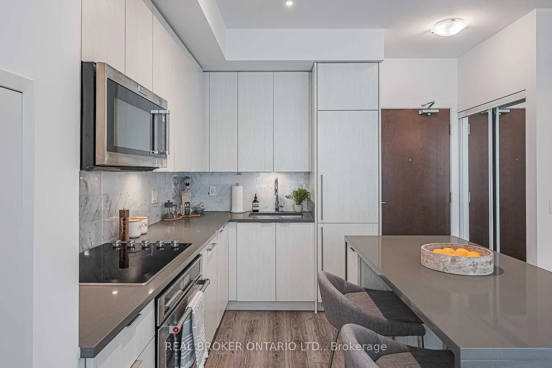 Photo 4 of Unit 617, 38 Iannuzzi Street, Toronto, Niagara — HOMEH