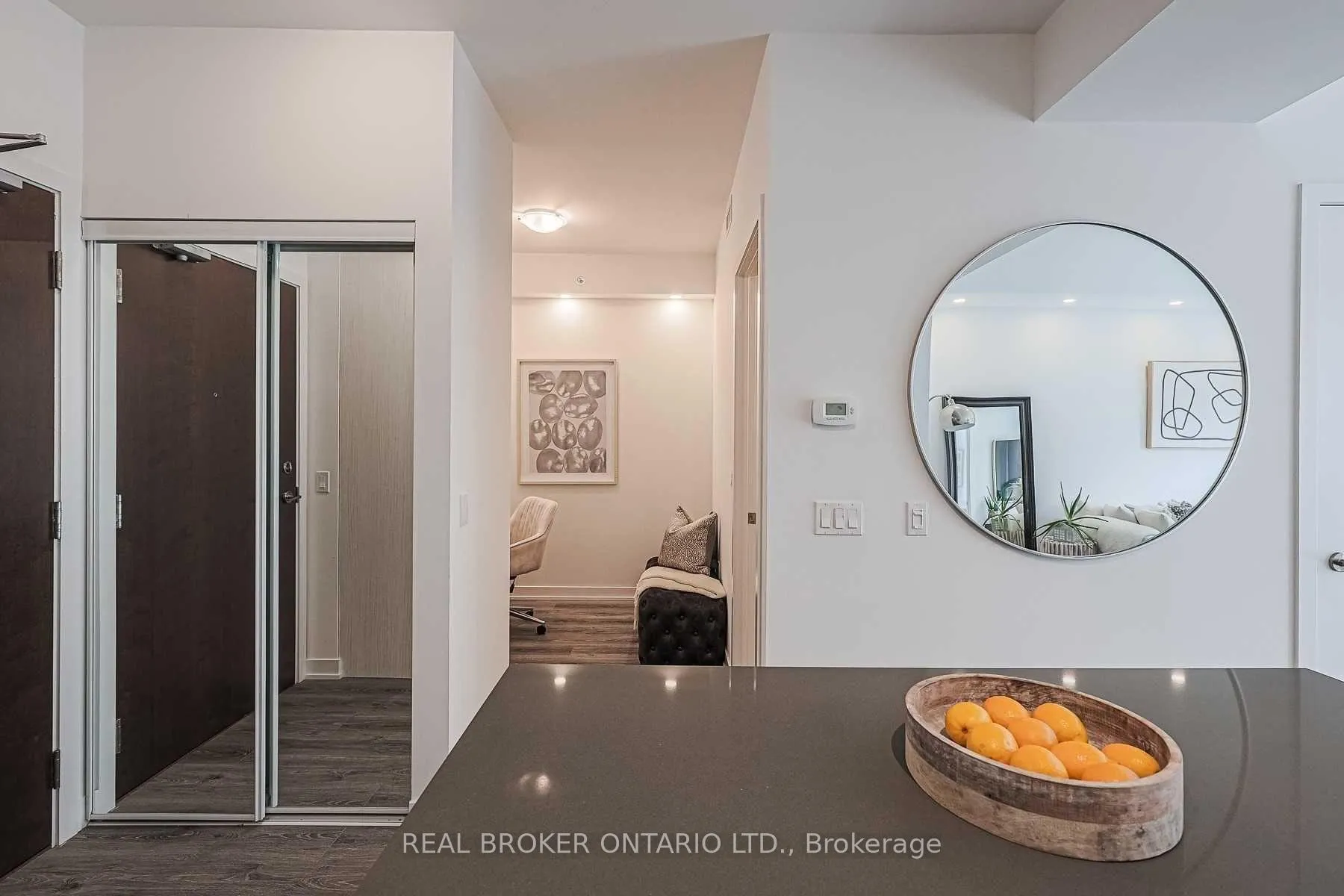 Photo 6 of Unit 617, 38 Iannuzzi Street, Toronto, Niagara — HOMEH