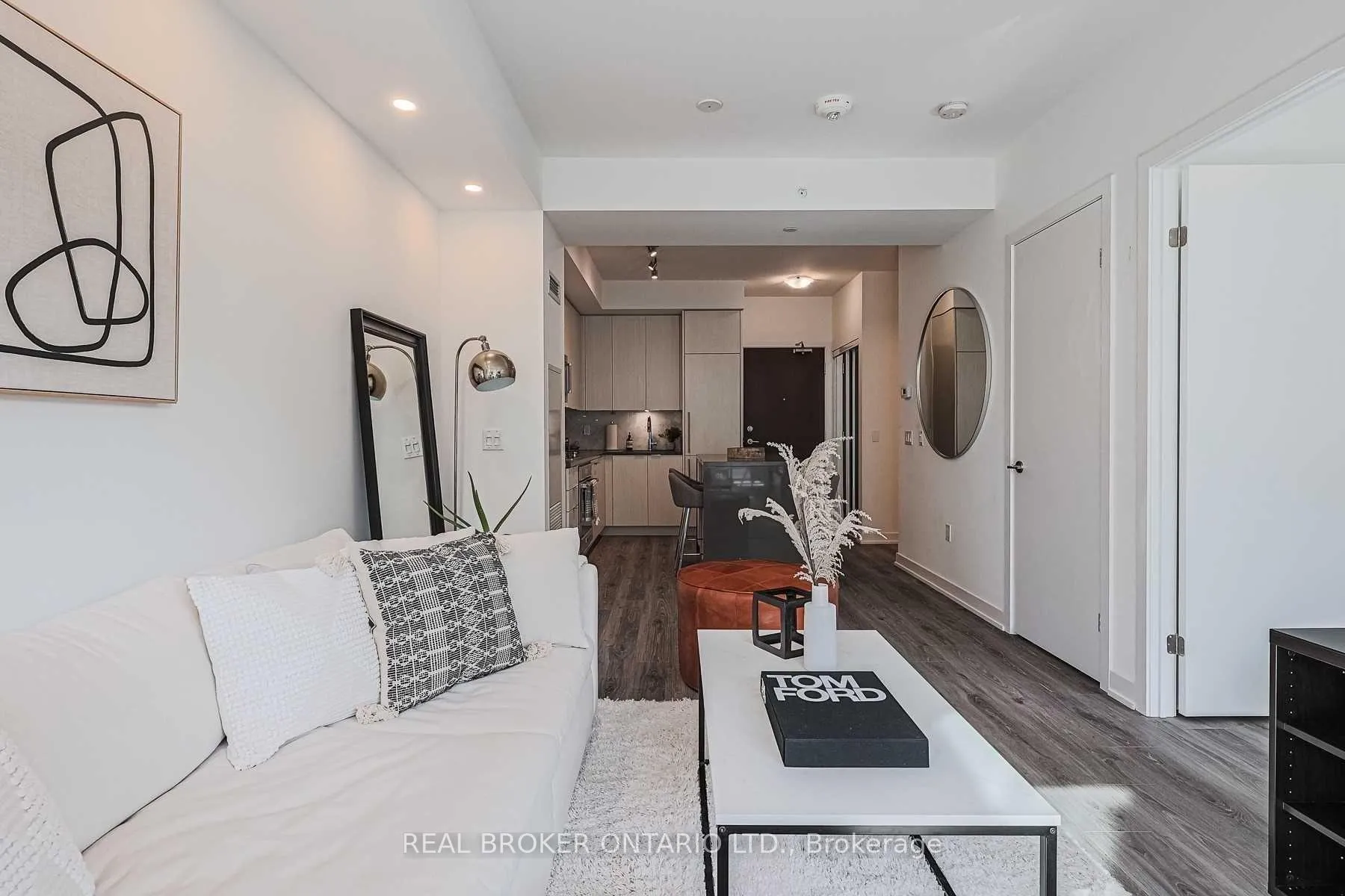Photo 14 of Unit 617, 38 Iannuzzi Street, Toronto, Niagara — HOMEH