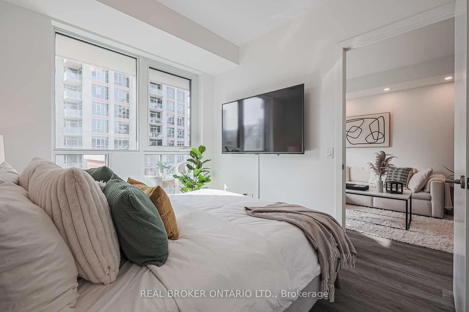 Photo 16 of Unit 617, 38 Iannuzzi Street, Toronto, Niagara — HOMEH