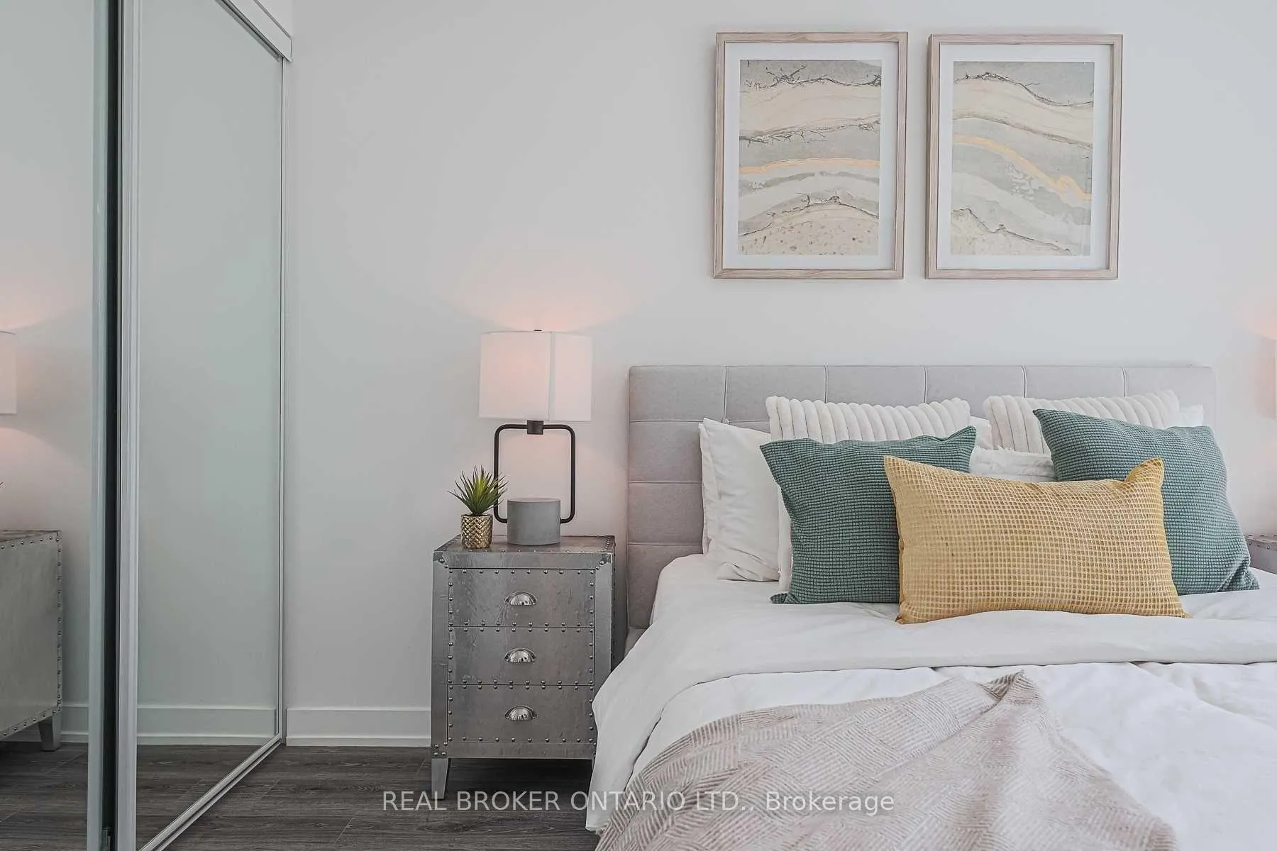 Photo 17 of Unit 617, 38 Iannuzzi Street, Toronto, Niagara — HOMEH