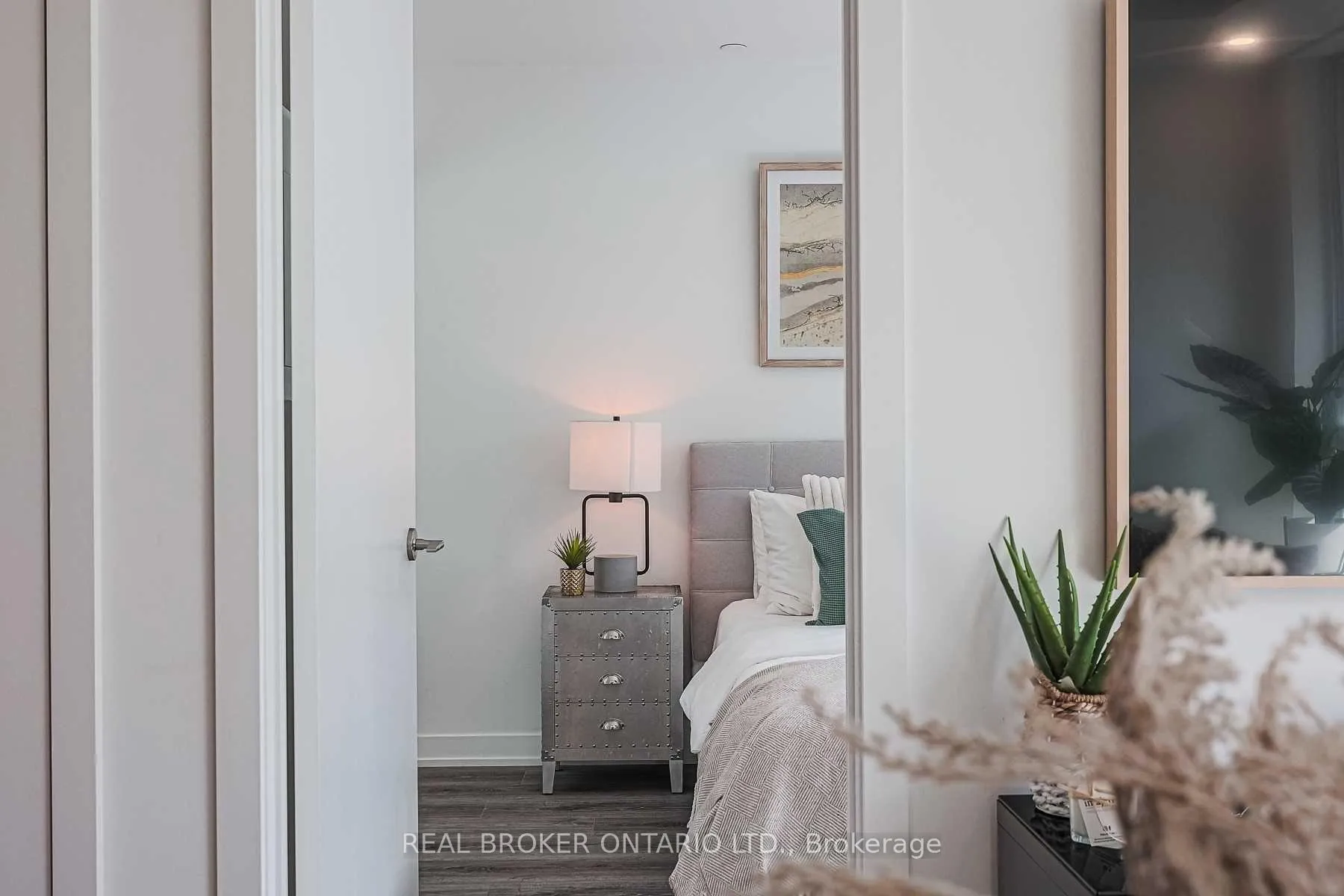 Photo 18 of Unit 617, 38 Iannuzzi Street, Toronto, Niagara — HOMEH