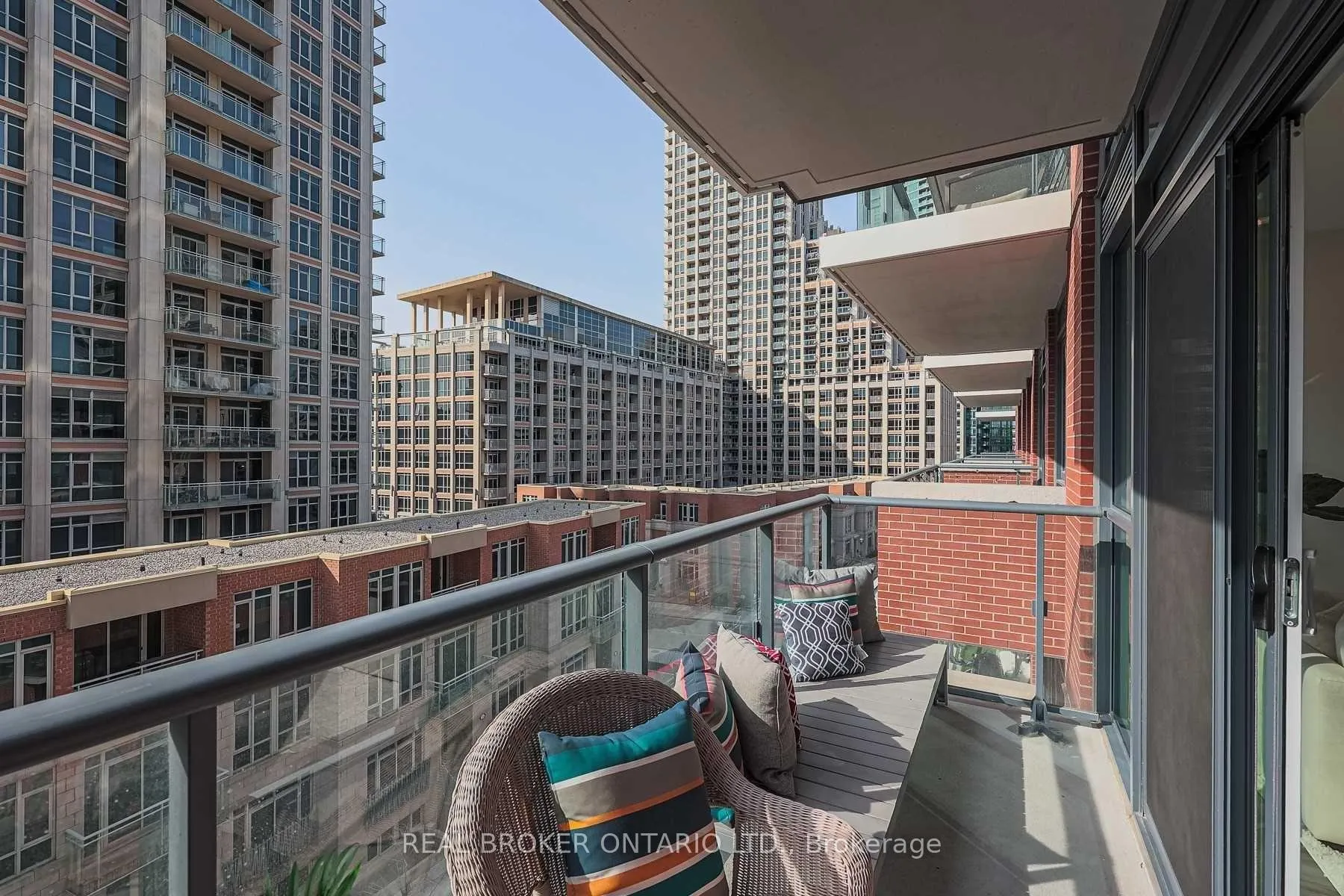 Photo 22 of Unit 617, 38 Iannuzzi Street, Toronto, Niagara — HOMEH