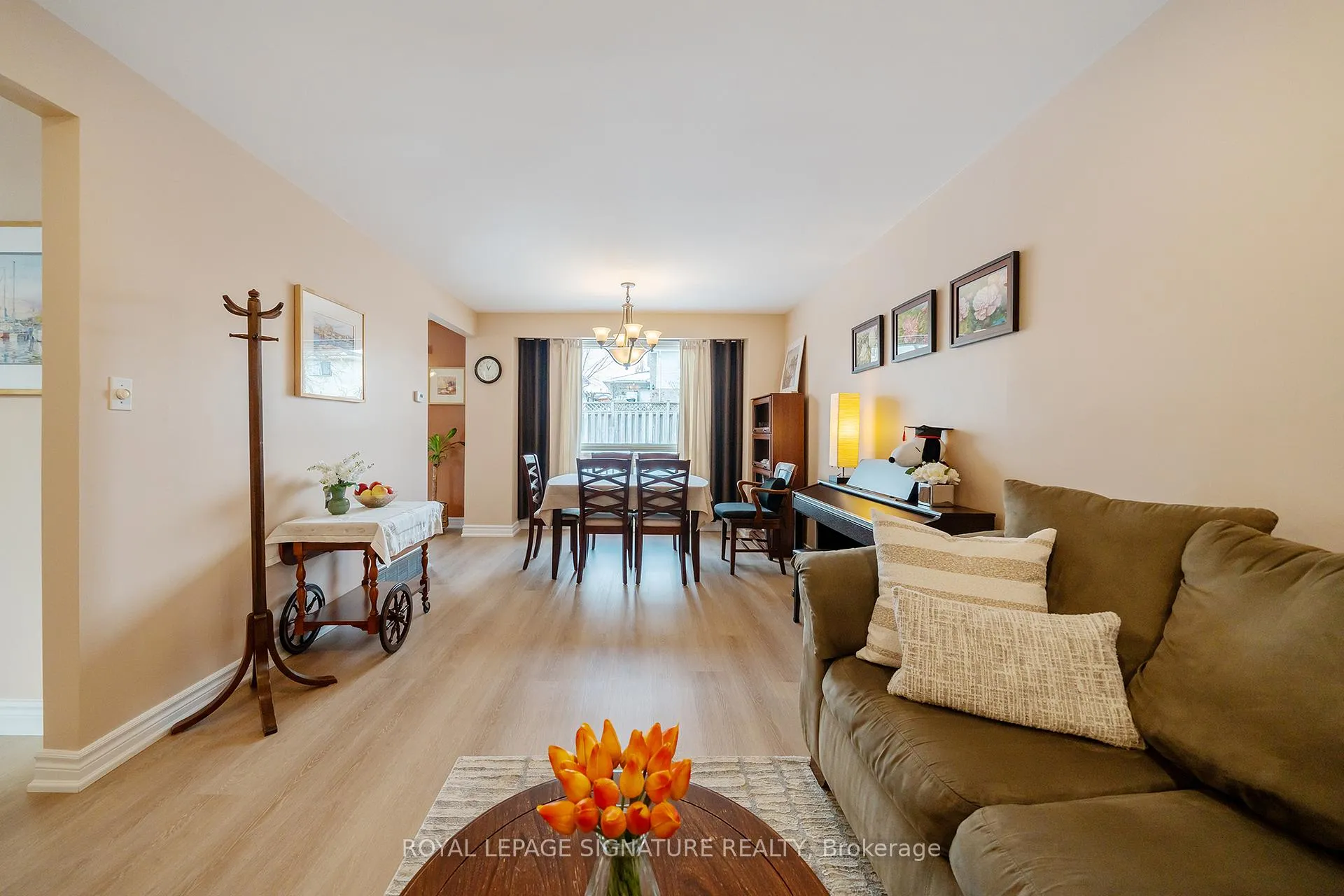 Photo 2 of 545 Drummerhill Crescent, Waterloo — HOMEH