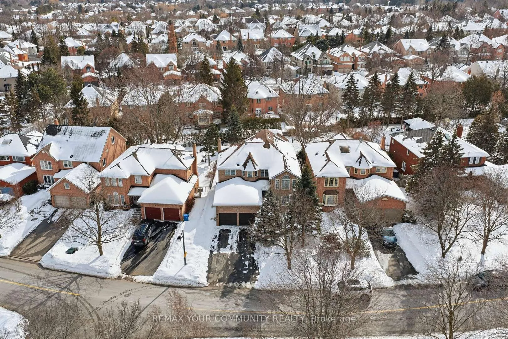 Photo 49 of 331 Kennedy Street W, Aurora, Aurora Highlands — HOMEH