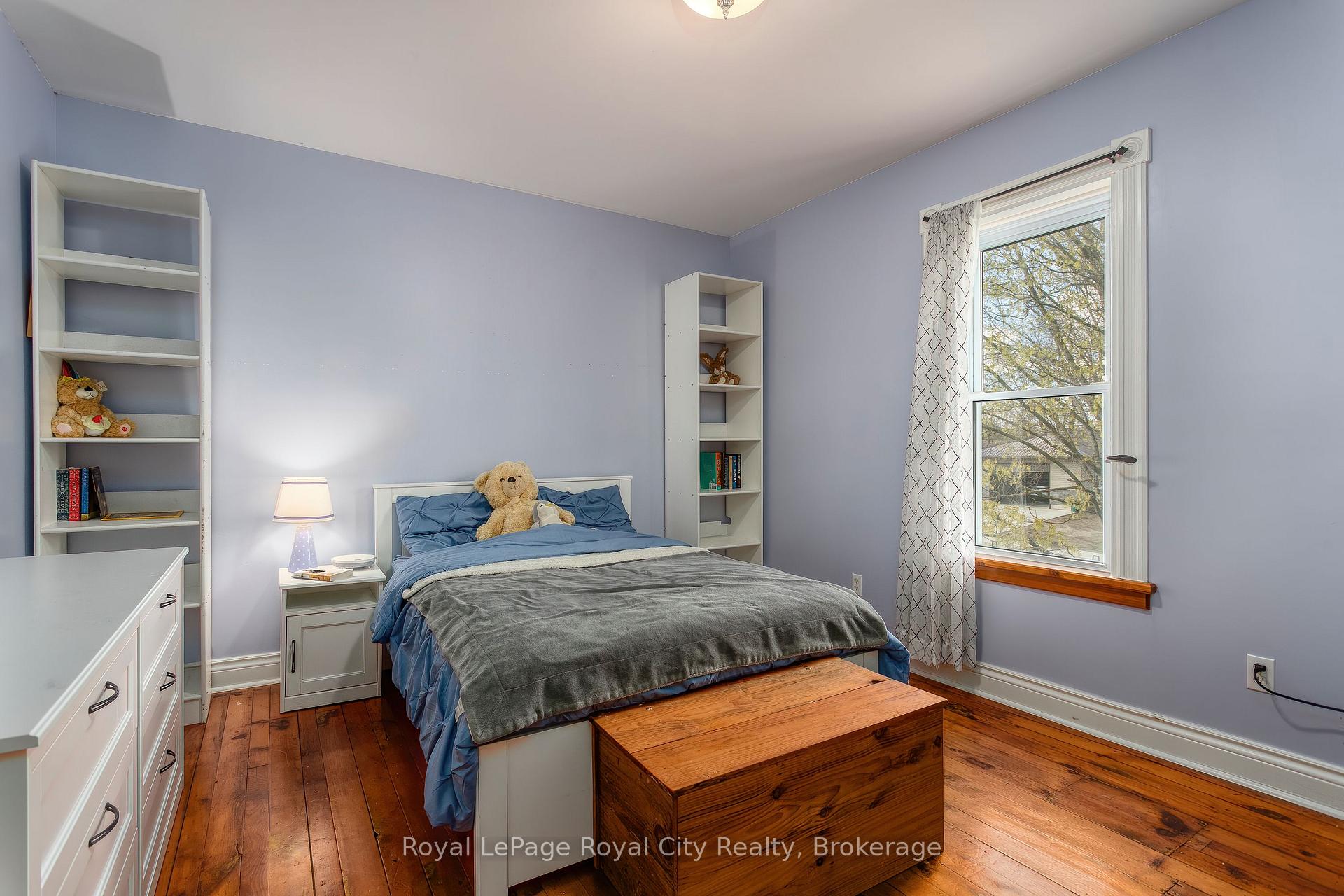 Photo 31 of 15 Catherine Street N, Mapleton, Rural Mapleton — HOMEH