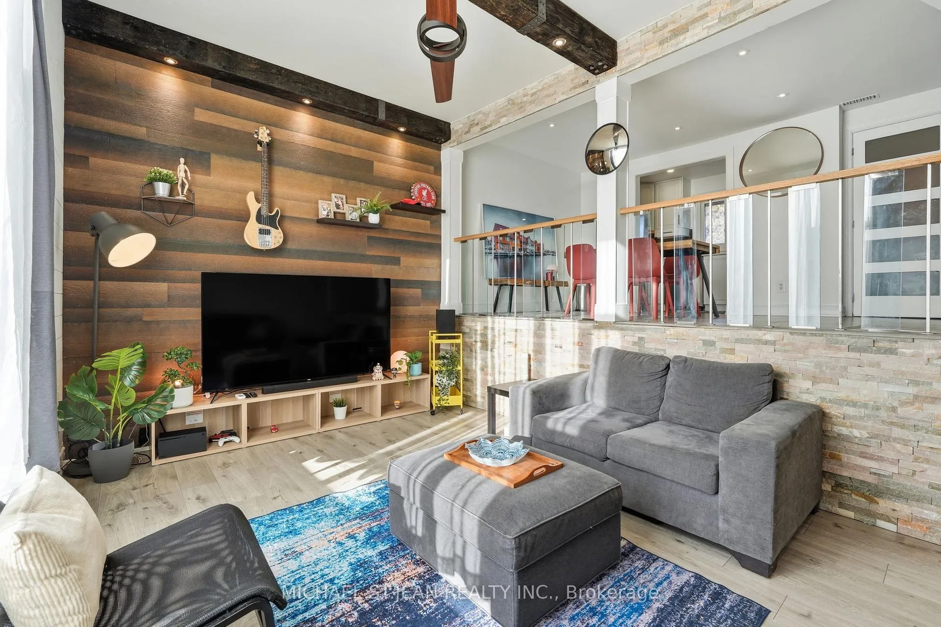 Photo 6 of Unit 43, 23 Watsons Lane, Hamilton, Dundas — HOMEH