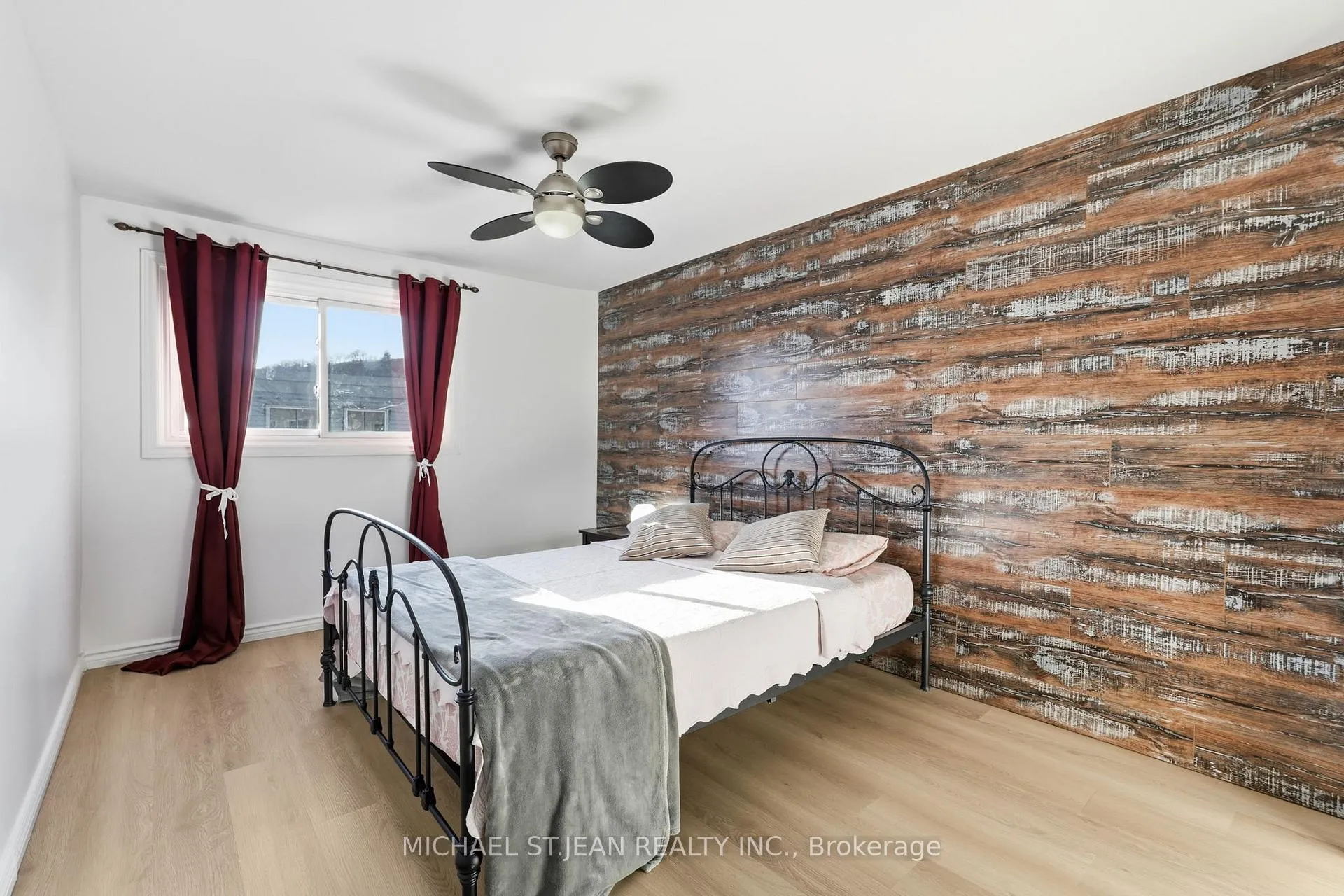 Photo 20 of Unit 43, 23 Watsons Lane, Hamilton, Dundas — HOMEH