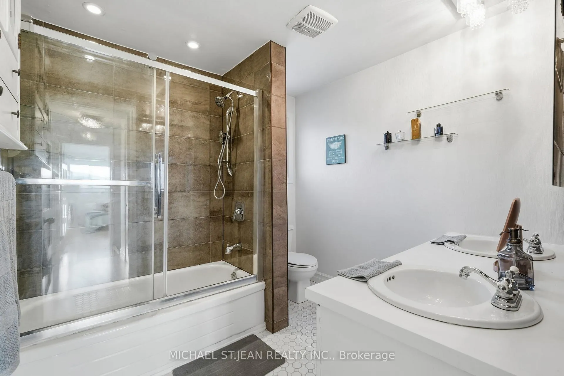Photo 27 of Unit 43, 23 Watsons Lane, Hamilton, Dundas — HOMEH