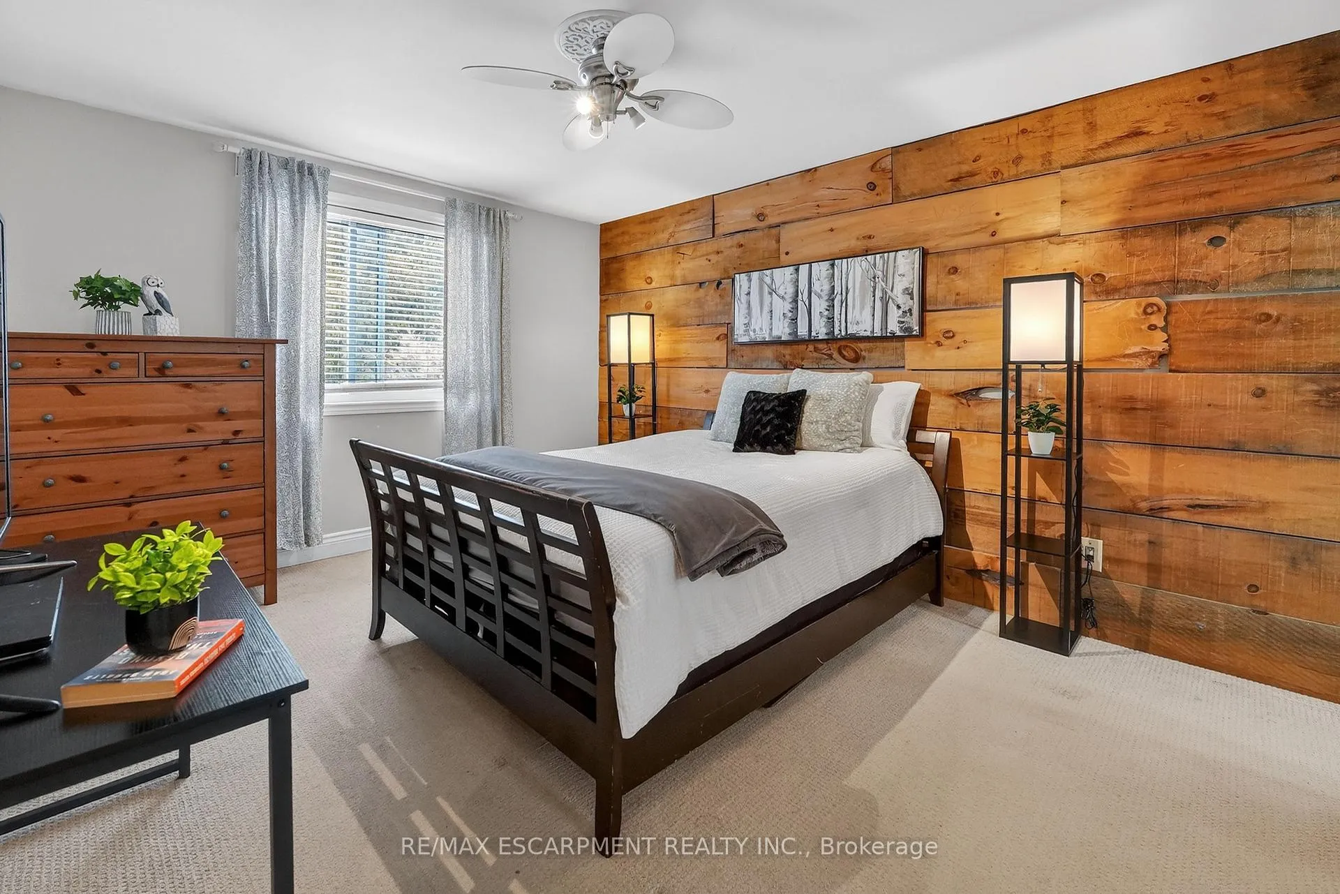Photo 10 of 16 Samuel Road, Grimsby, Grimsby Beach — HOMEH