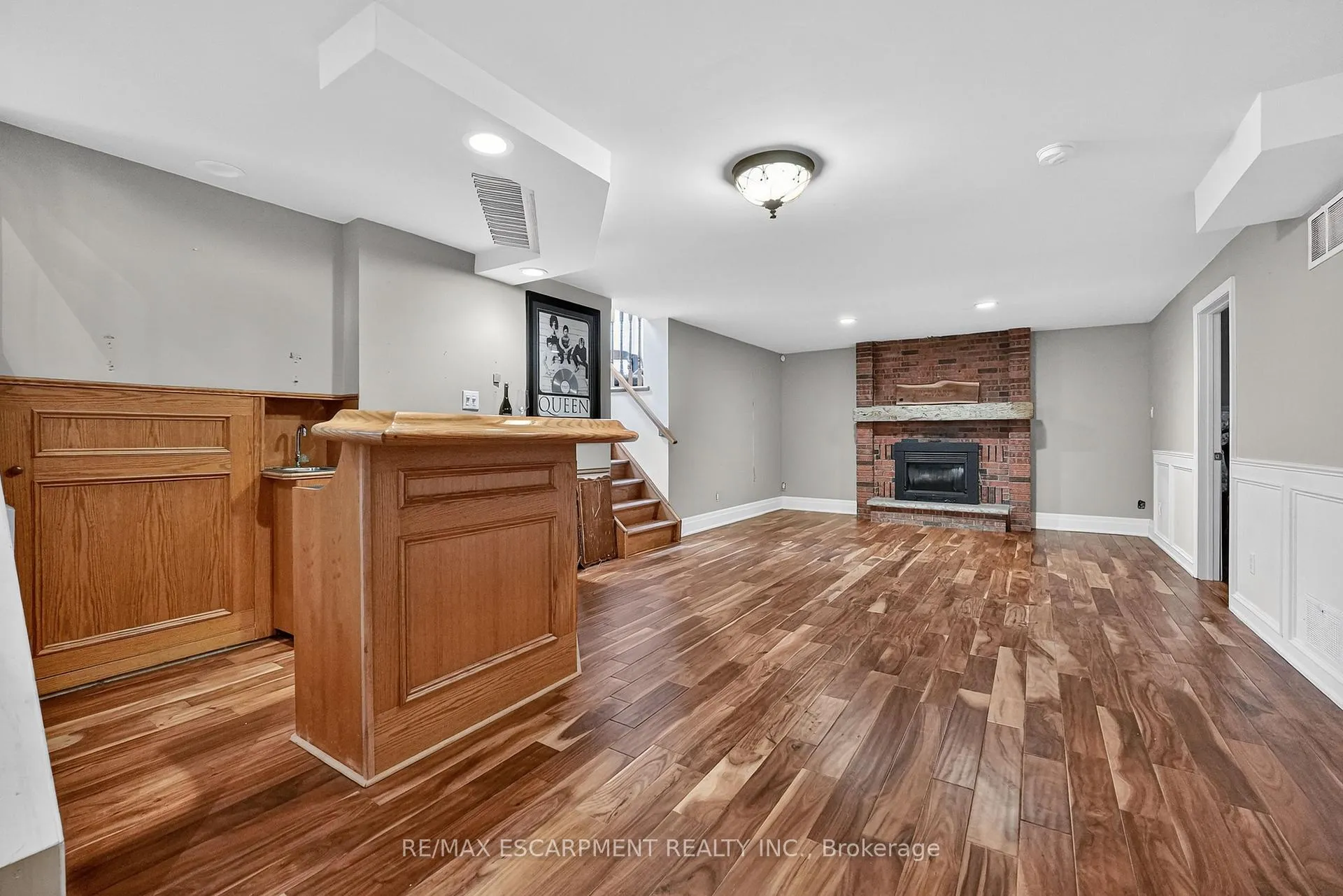 Photo 18 of 16 Samuel Road, Grimsby, Grimsby Beach — HOMEH