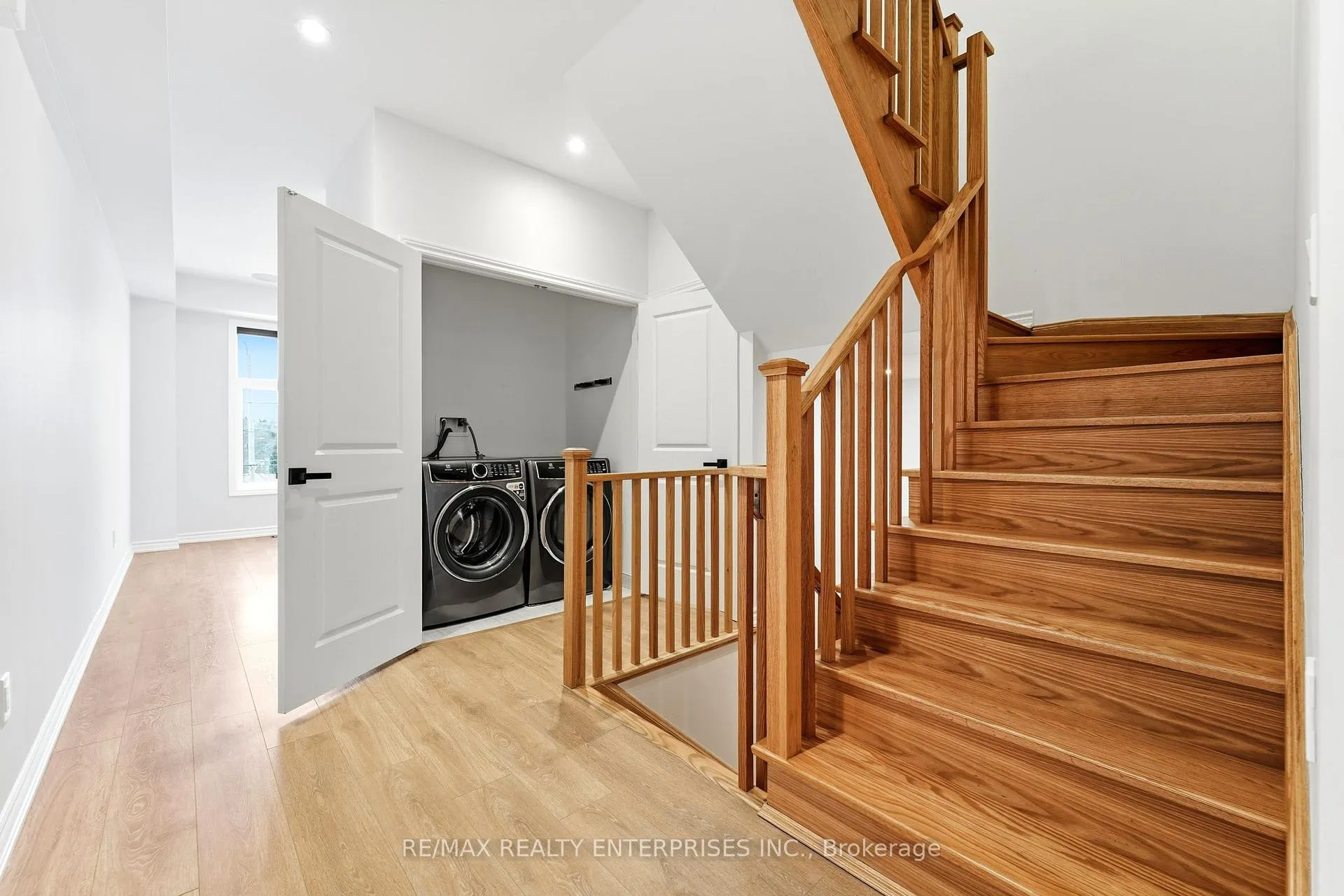 Photo 5 of Unit Upper, 414 Okanagan Path, Oshawa, Donevan — HOMEH