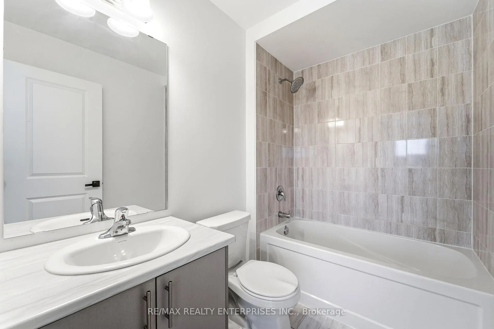 Photo 17 of Unit Upper, 414 Okanagan Path, Oshawa, Donevan — HOMEH