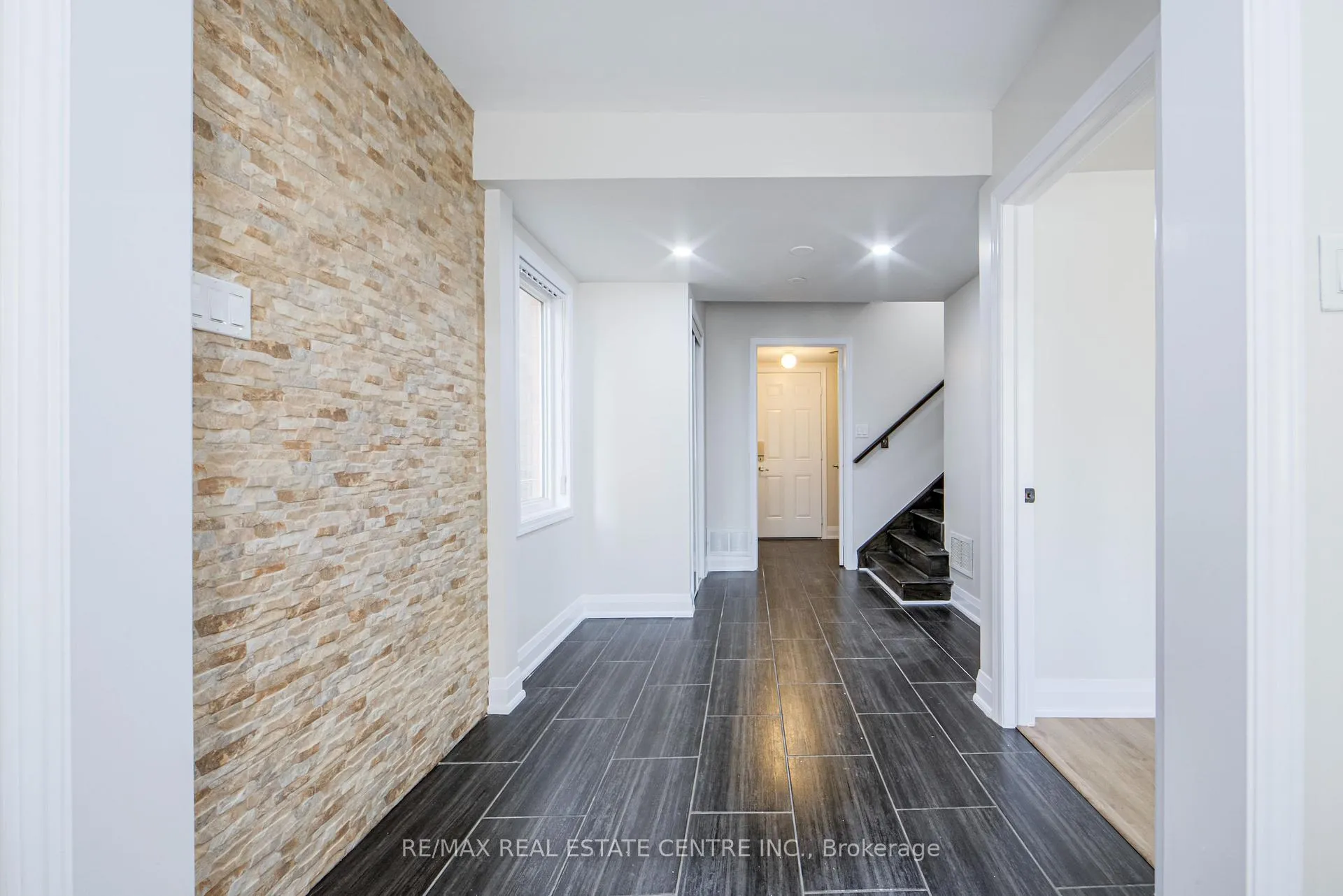 Photo 4 of 299 Dymott Avenue, Milton, Harrison — HOMEH