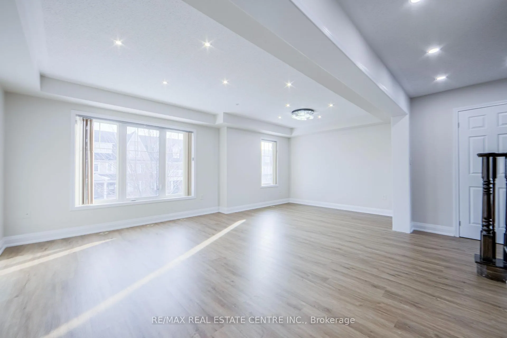 Photo 10 of 299 Dymott Avenue, Milton, Harrison — HOMEH