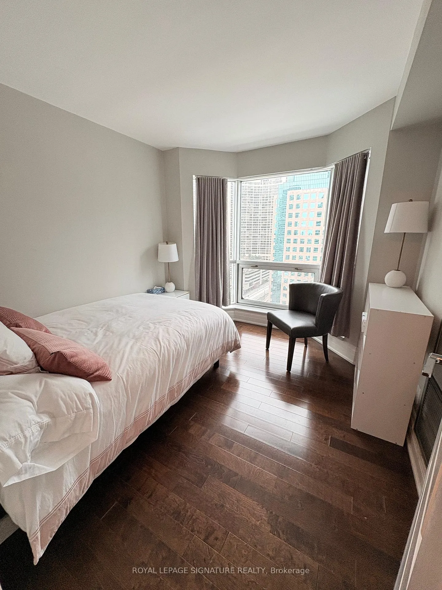 Photo 8 of Unit 1810, 10 Queens Quay W, Toronto, Waterfront Communities — HOMEH