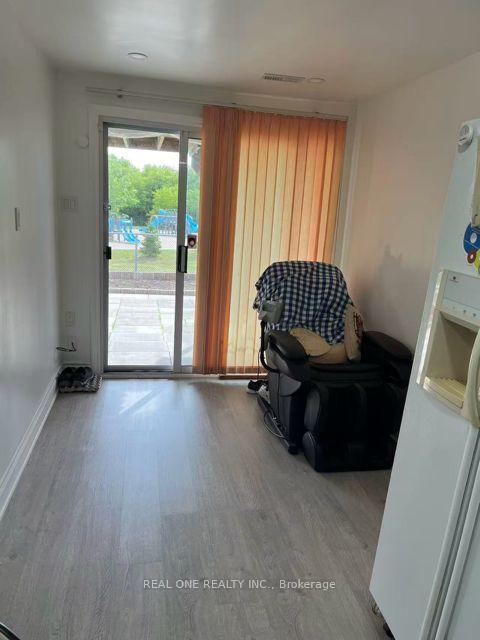 Photo 3 of 238 (Basment) Doubtfire Crescent, Markham, Middlefield — HOMEH