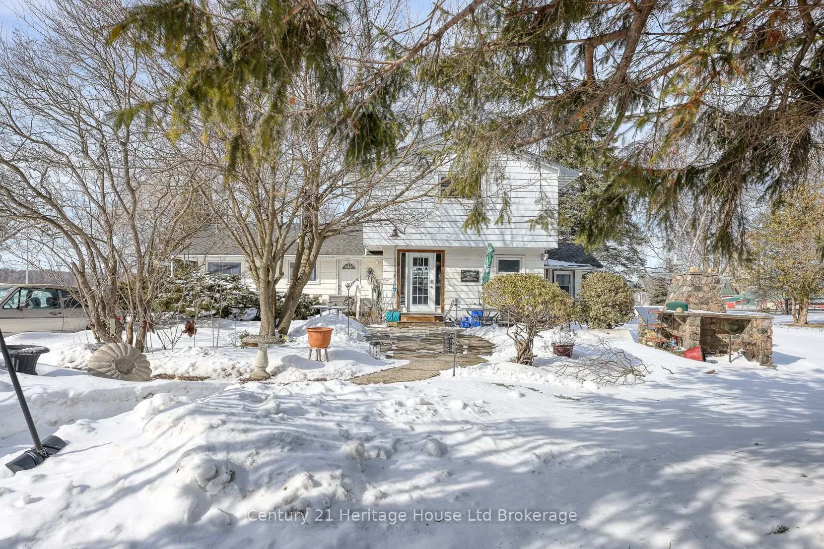 Photo 2 of 384810 Salford Road, Norwich, Rural Norwich — HOMEH