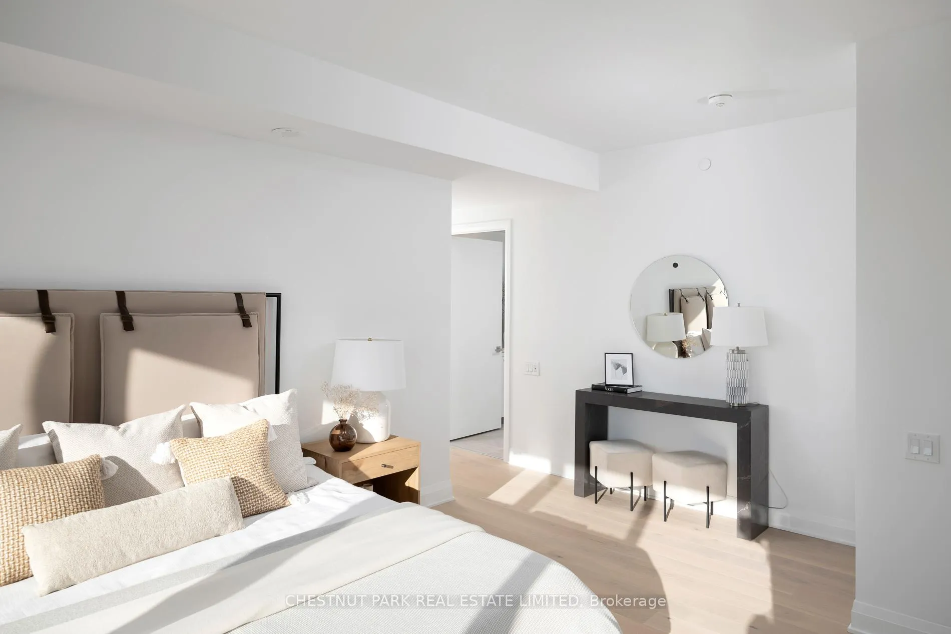 Photo 34 of Unit 1702, 33 Frederick Todd Way, Toronto, Thorncliffe Park — HOMEH