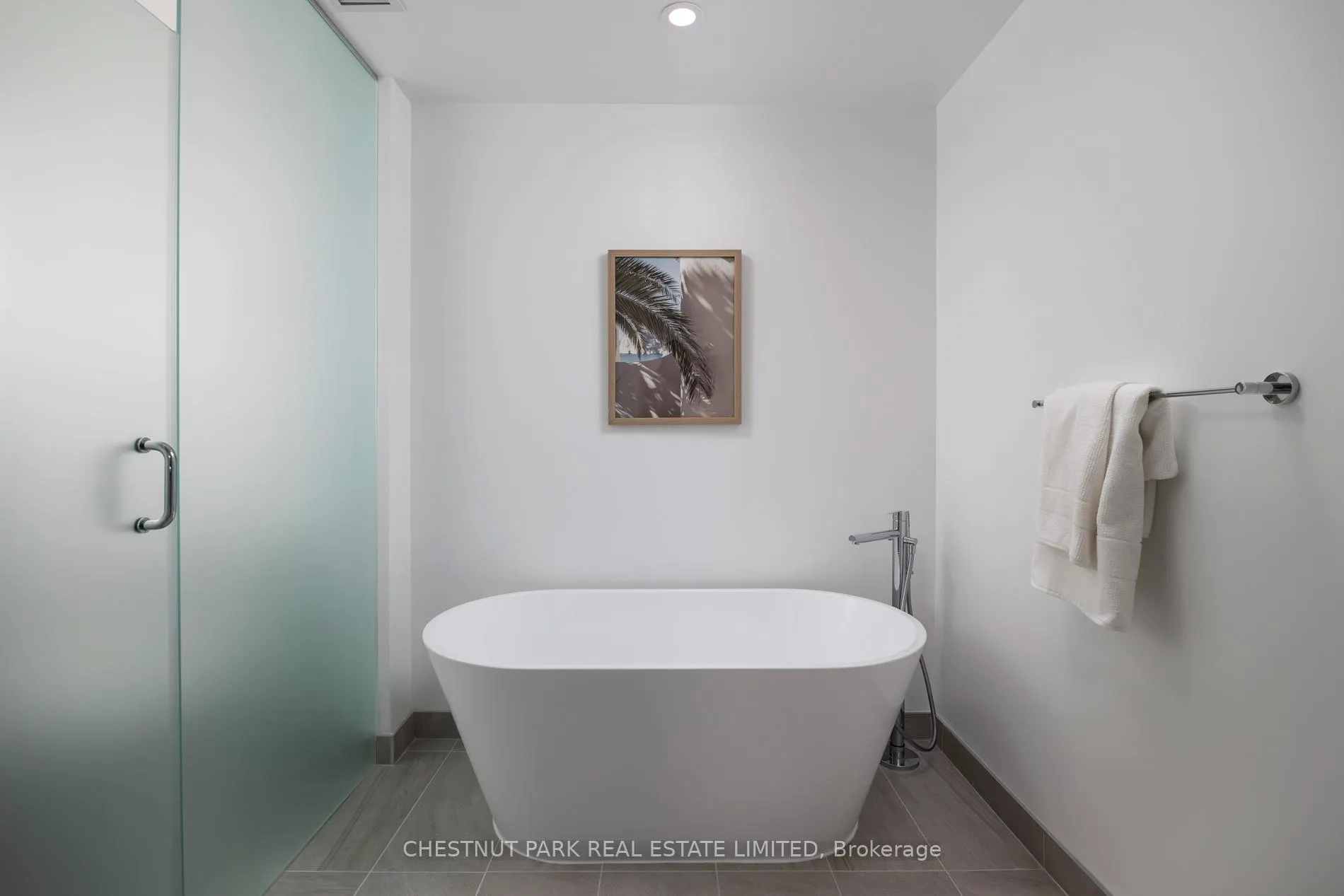 Photo 38 of Unit 1702, 33 Frederick Todd Way, Toronto, Thorncliffe Park — HOMEH