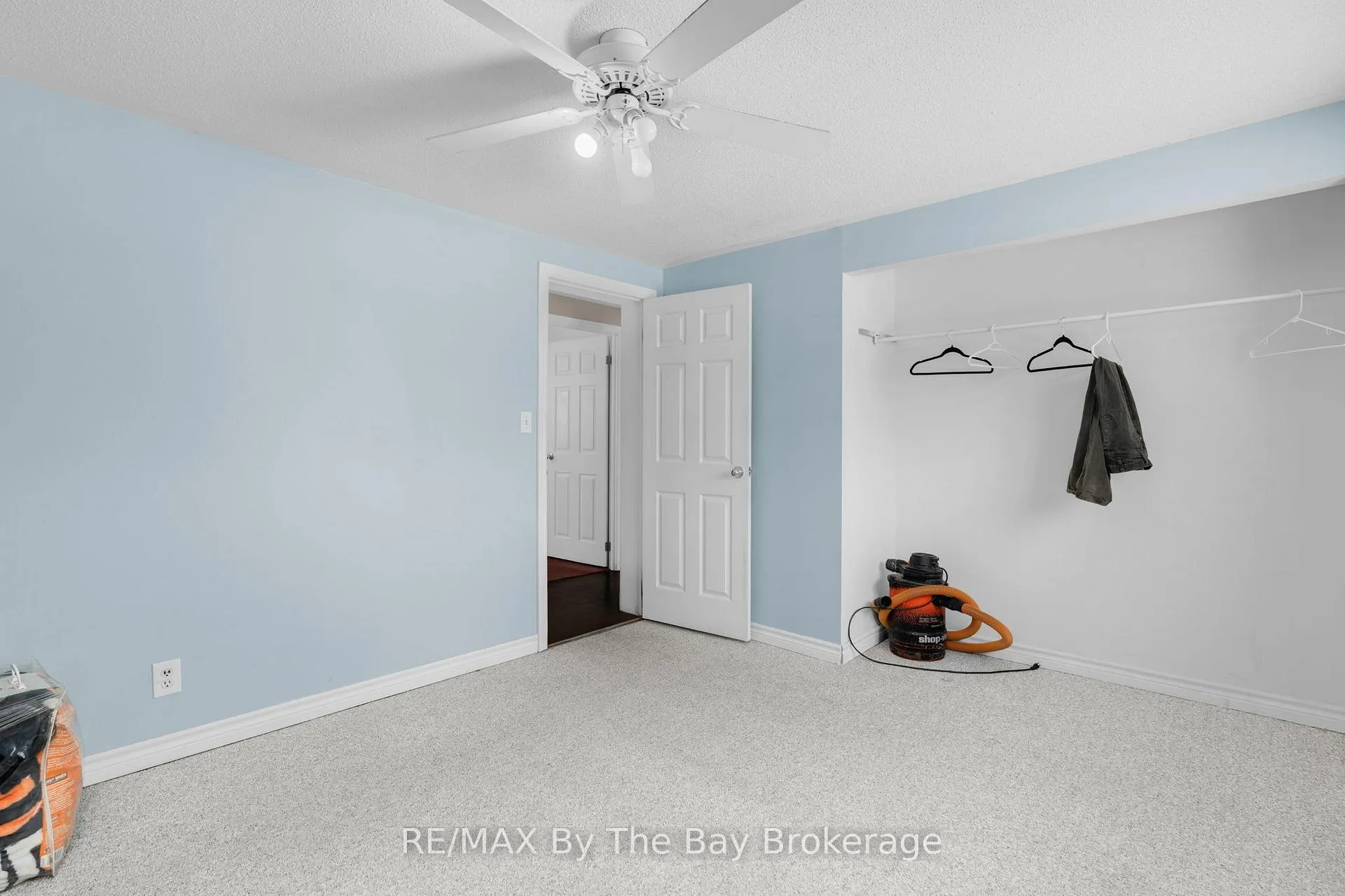 Photo 19 of 1781 Klondike Park Road, Wasaga Beach — HOMEH
